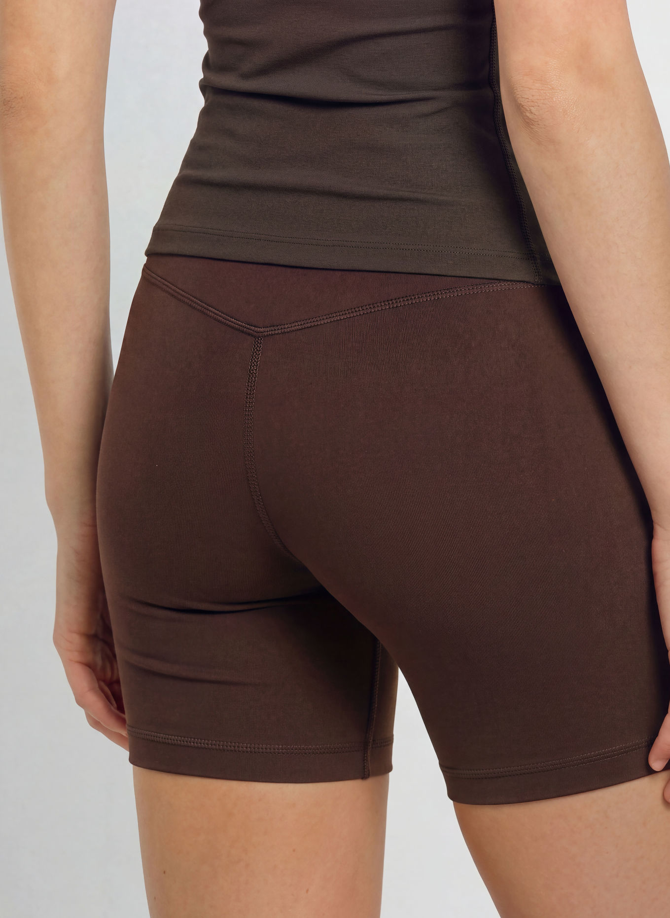lululemon Tights ALIGN™ NO LINE HR 6IN: DUNKELBRAUN