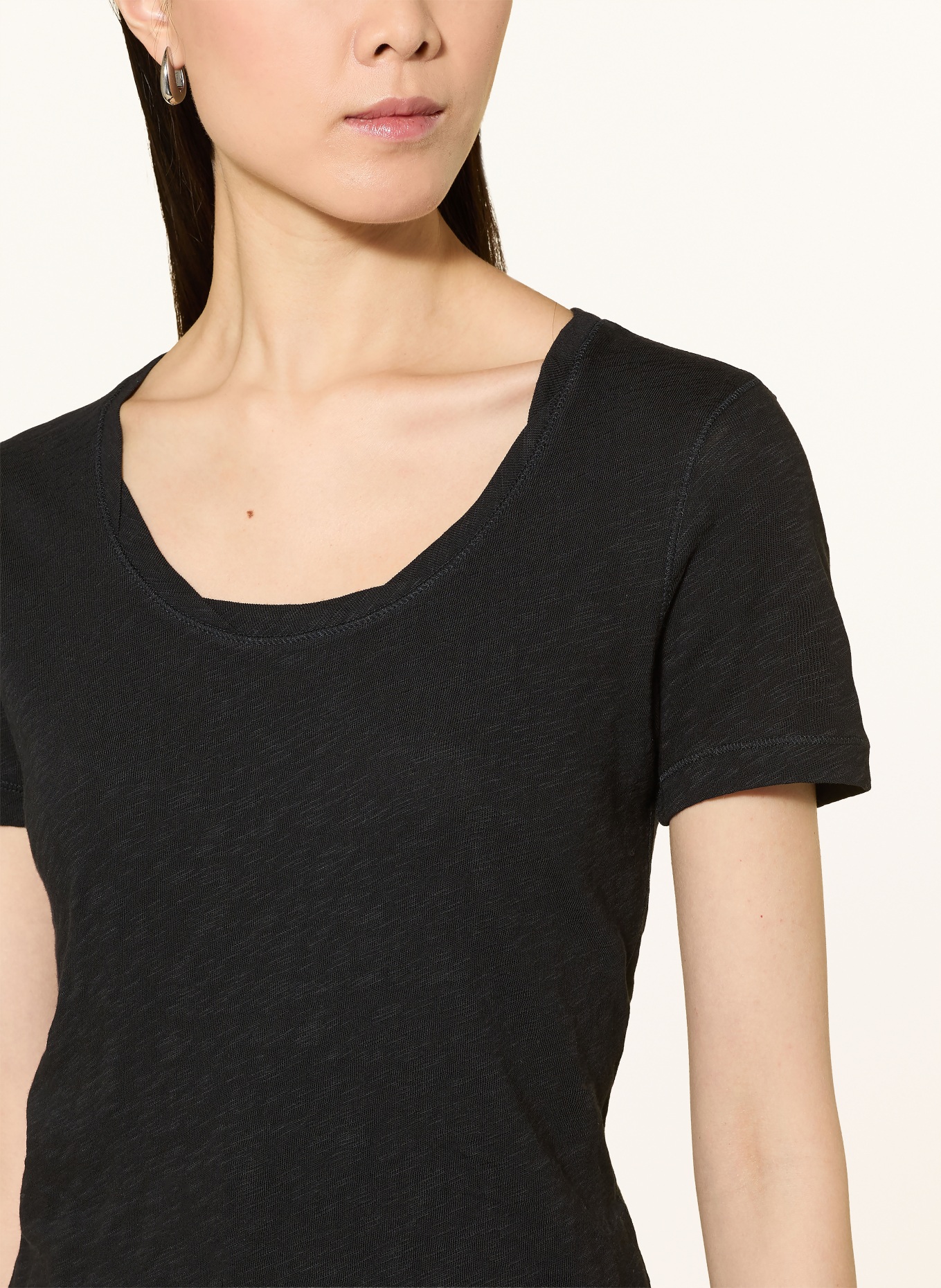 Marc O'Polo tričko: ČERNÁ