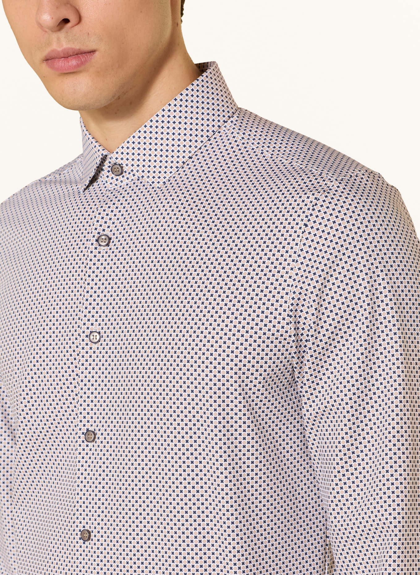 OLYMP Hemd Level Five body fit: BEIGE / DUNKELBLAU