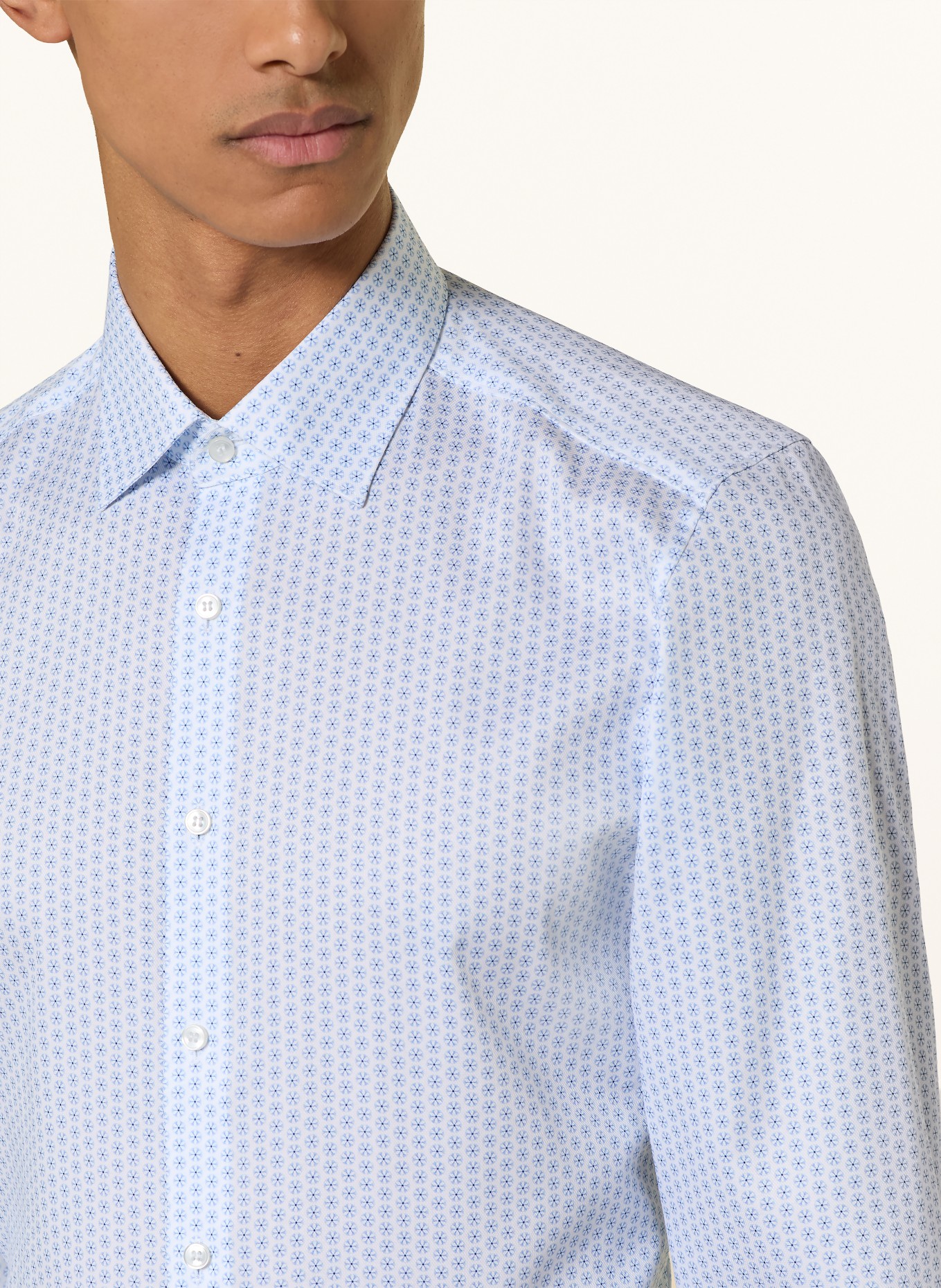 OLYMP Hemd Level Five body fit: HELLBLAU