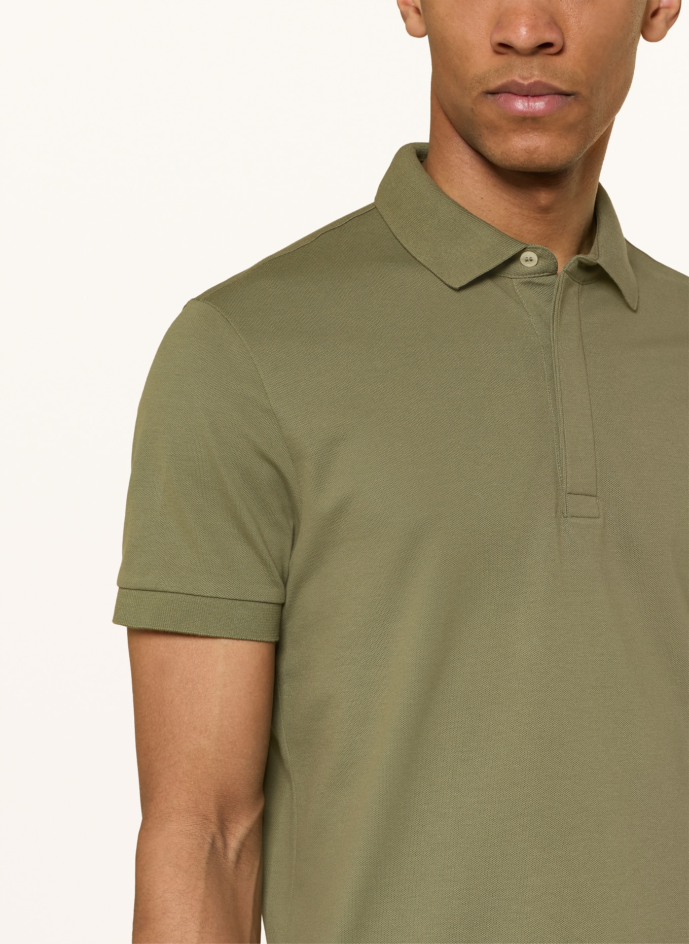 LACOSTE Piqué-Poloshirt: OLIV