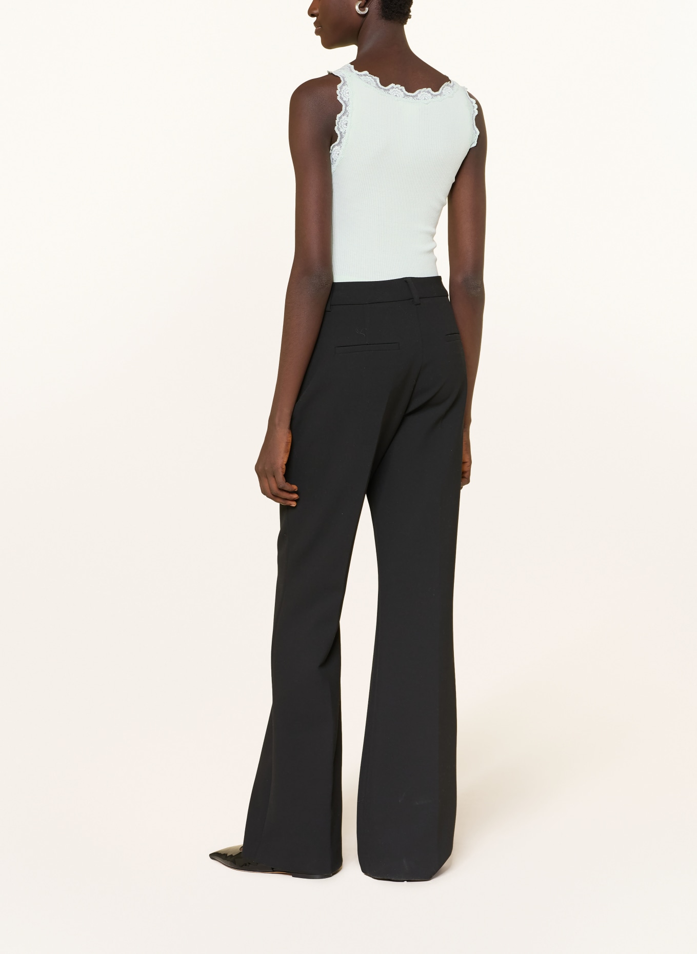 rosemunde Hedvábný top BABETTE s krajkami: SVĚTLE ZELENÁ