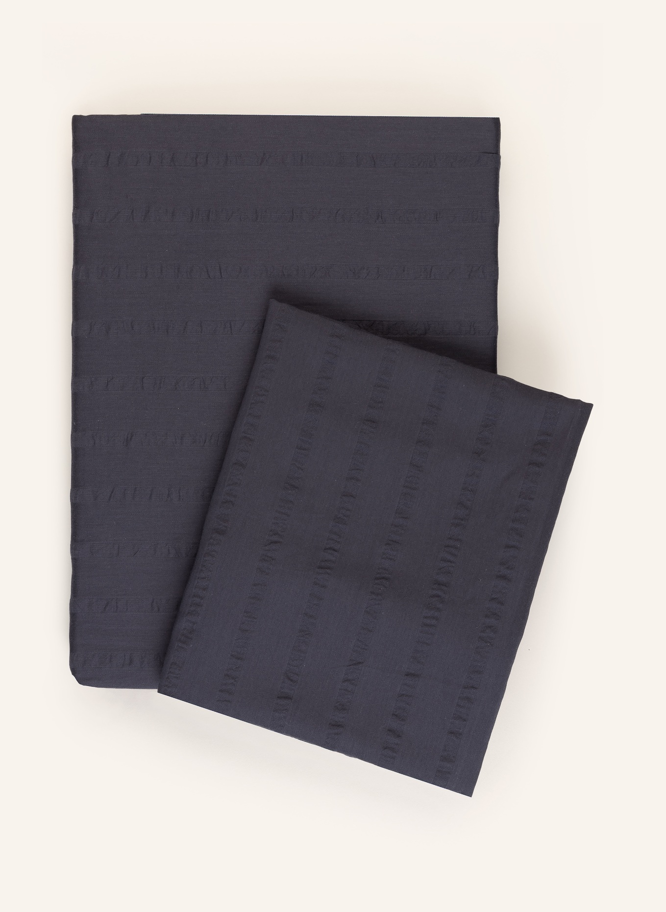 elegante Bettwäsche: DUNKELLILA