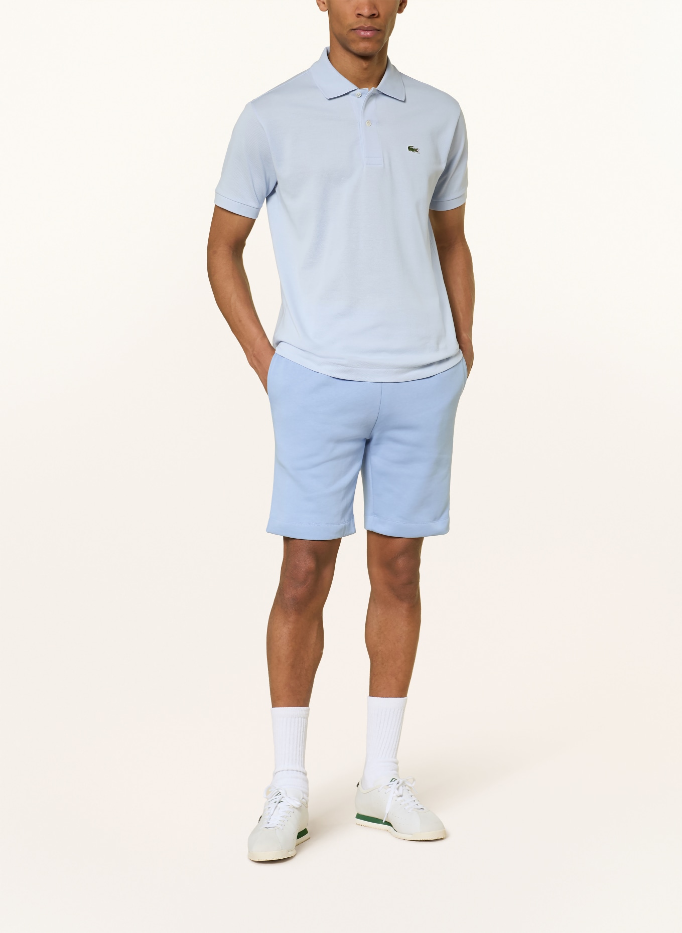 LACOSTE Sweatshorts: HELLBLAU