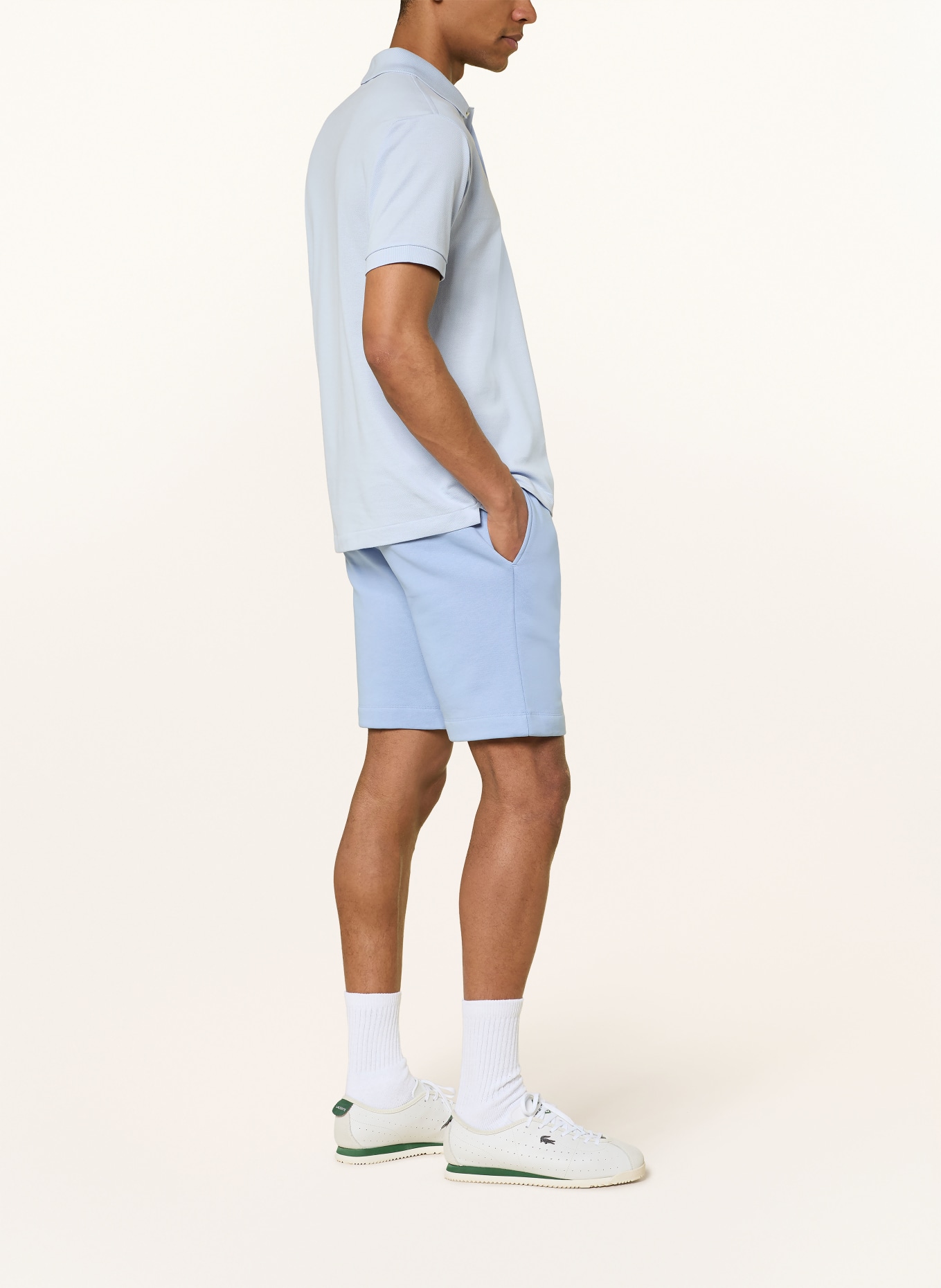 LACOSTE Sweatshorts: HELLBLAU