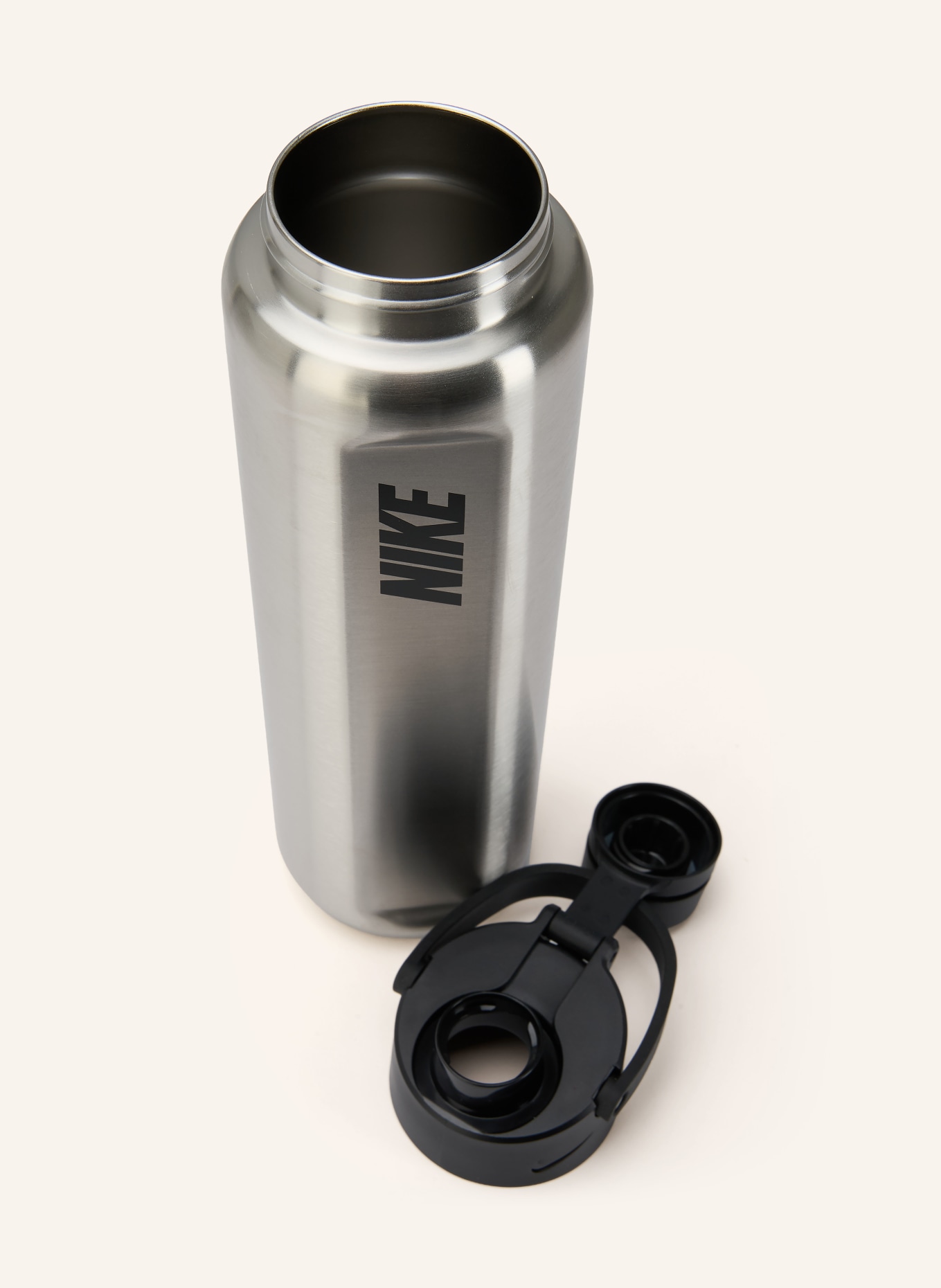 Nike Lahev na pití: STŘÍBRNÁ / ČERNÁ