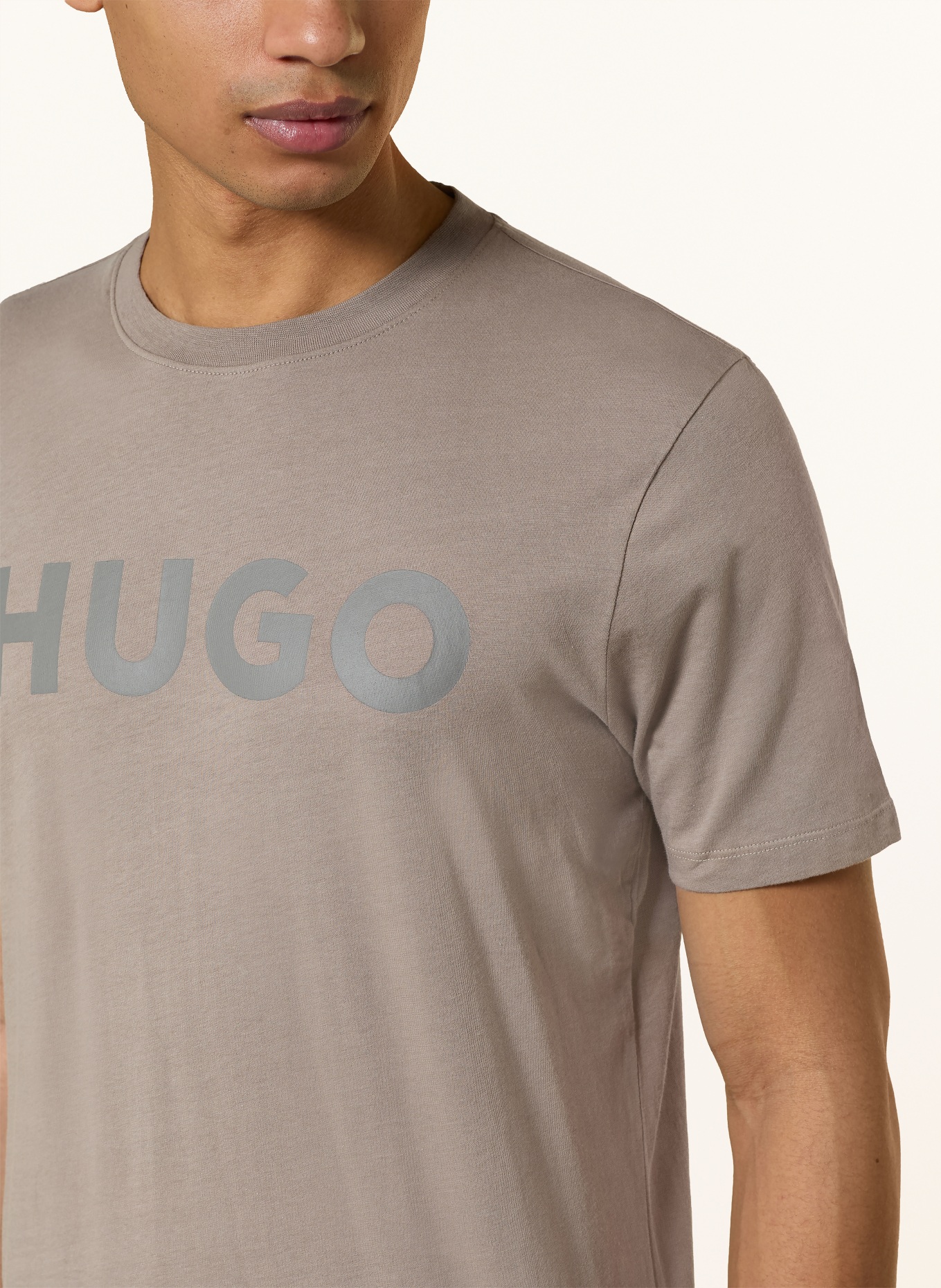 HUGO T-Shirt DULIVIO: TAUPE