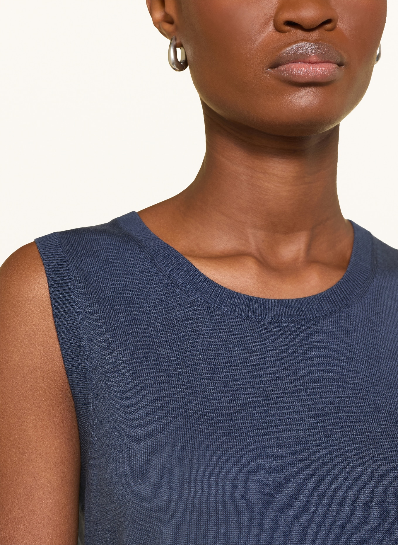 REPEAT Knit top: DARK BLUE