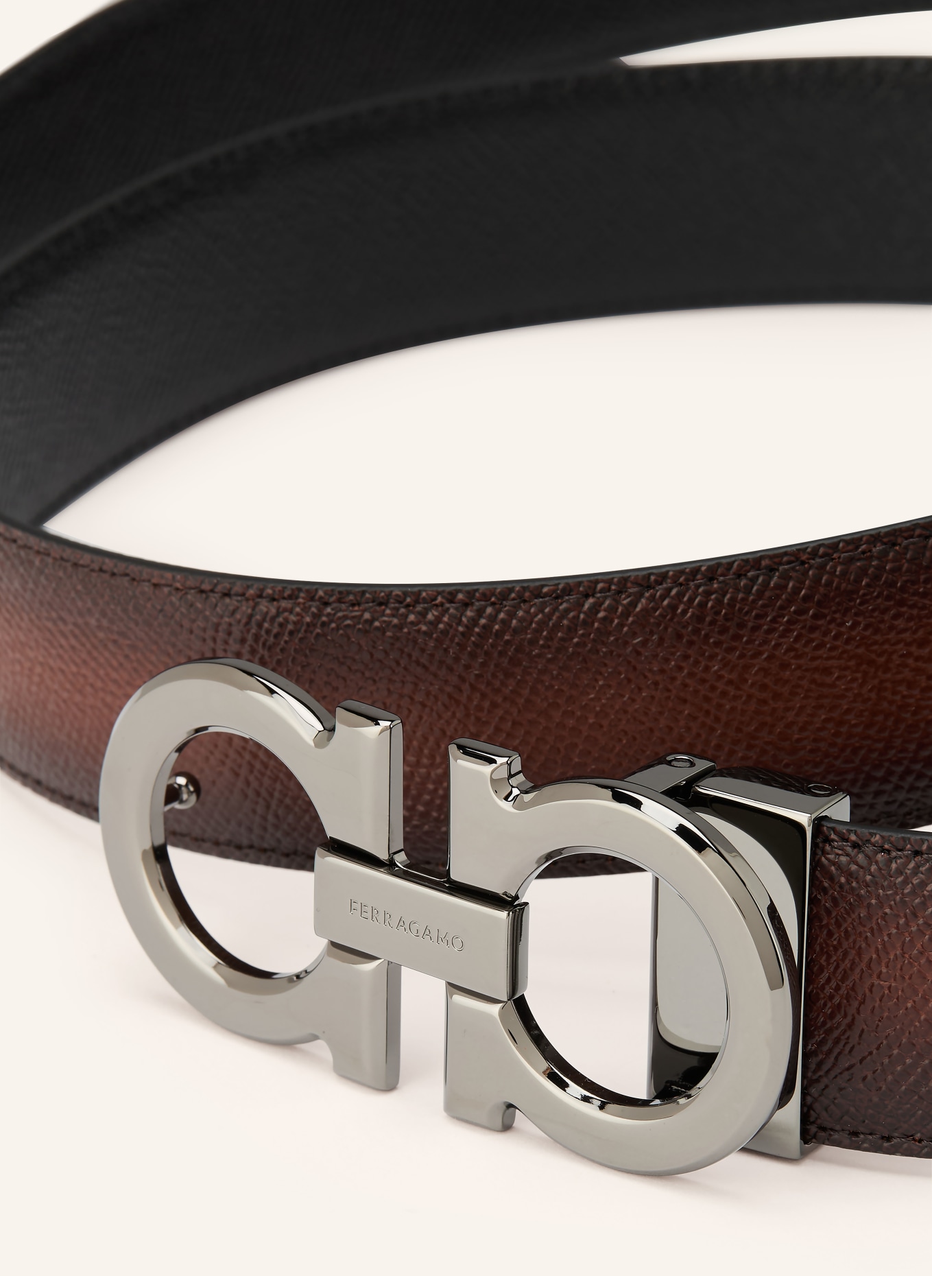FERRAGAMO Reversible leather belt: COGNAC