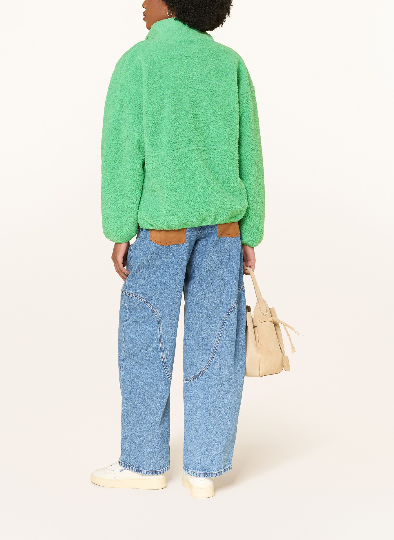 American Vintage Plyšová bunda HOKTOWN: SVĚTLE ZELENÁ