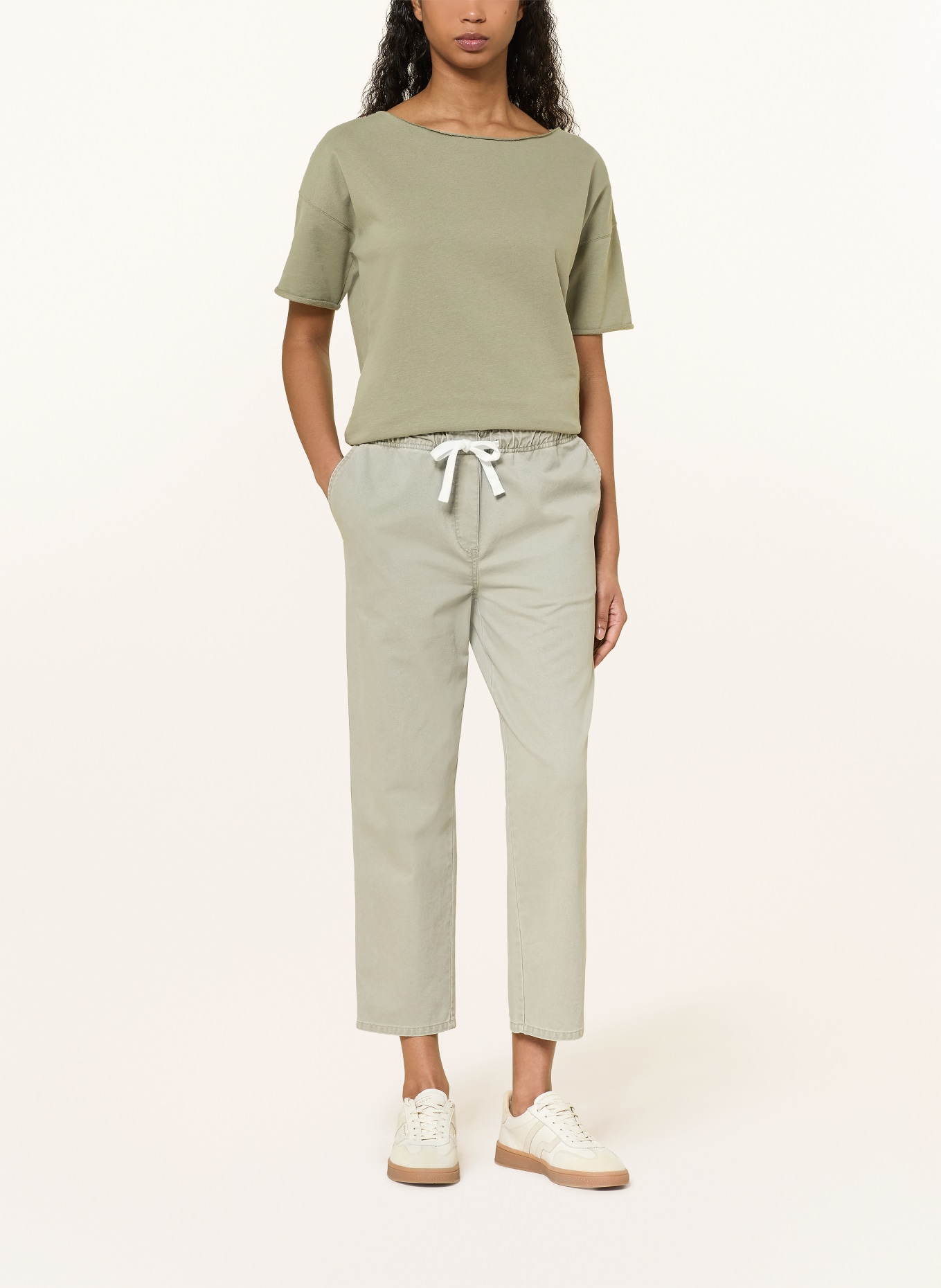 Juvia Sweatshirt KAYA: OLIV