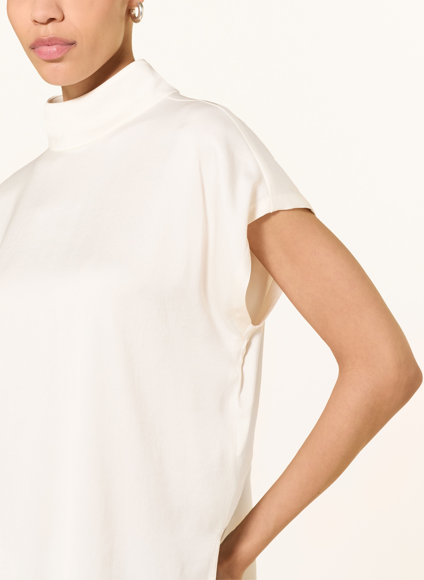 DRYKORN Blusenshirt ALARIA_1 aus Satin: CREME