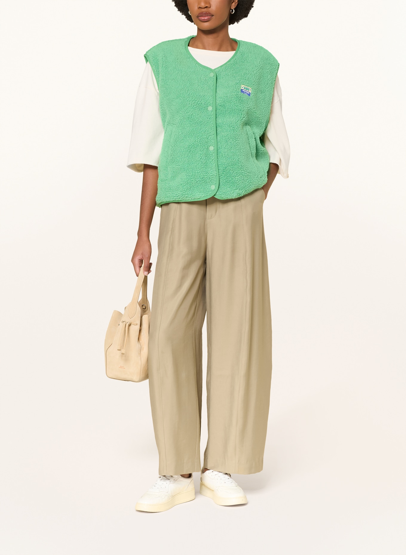 American Vintage Plyšová vesta: NEONOVĚ ZELENÁ