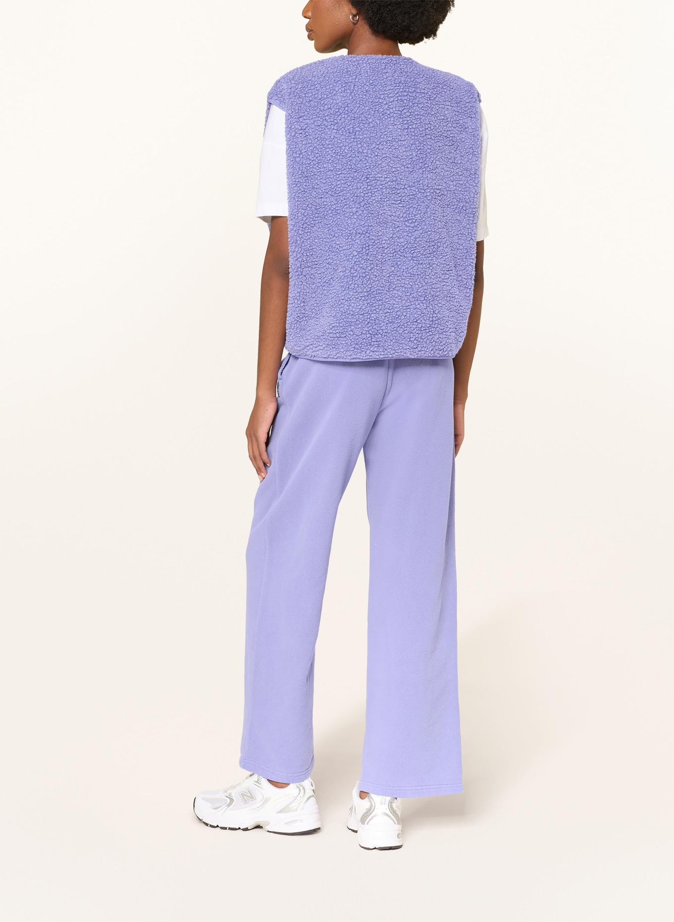 American Vintage Plyšová vesta: FIALOVÁ