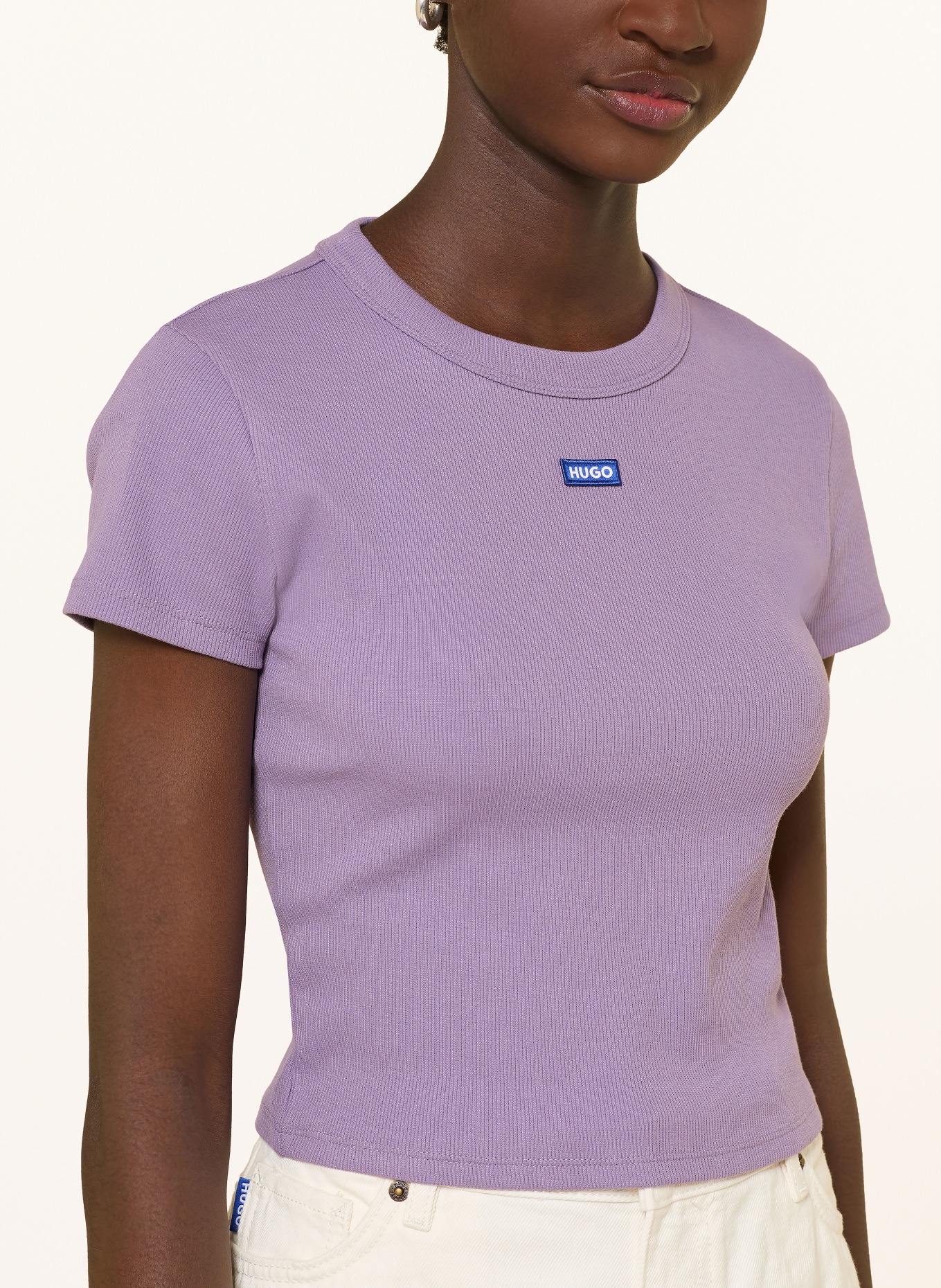 HUGO Cropped tričko: SVĚTLE FIALOVÁ