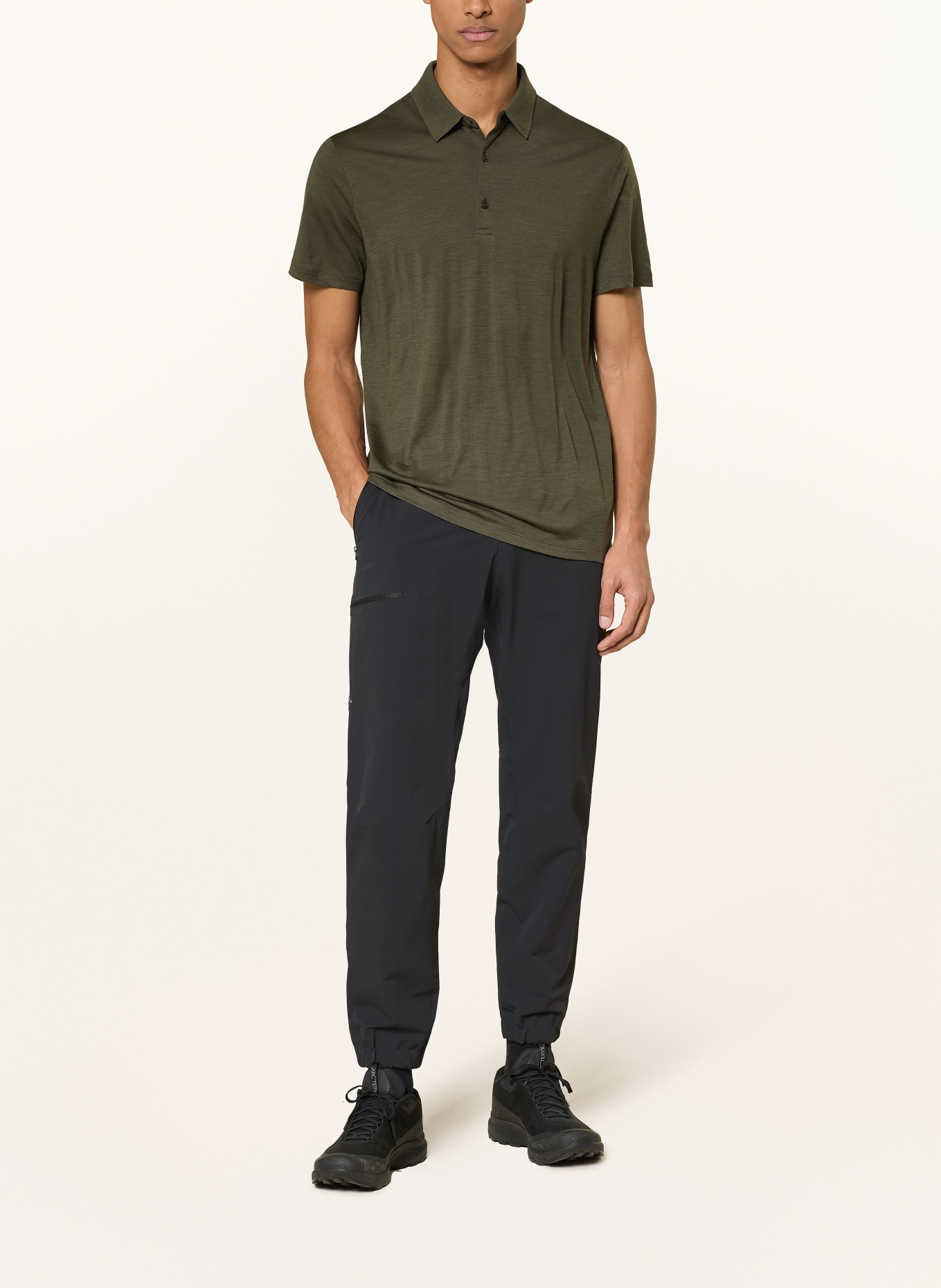 icebreaker Funktions-Poloshirt 150 TECH LITE III aus Merinowolle: KHAKI