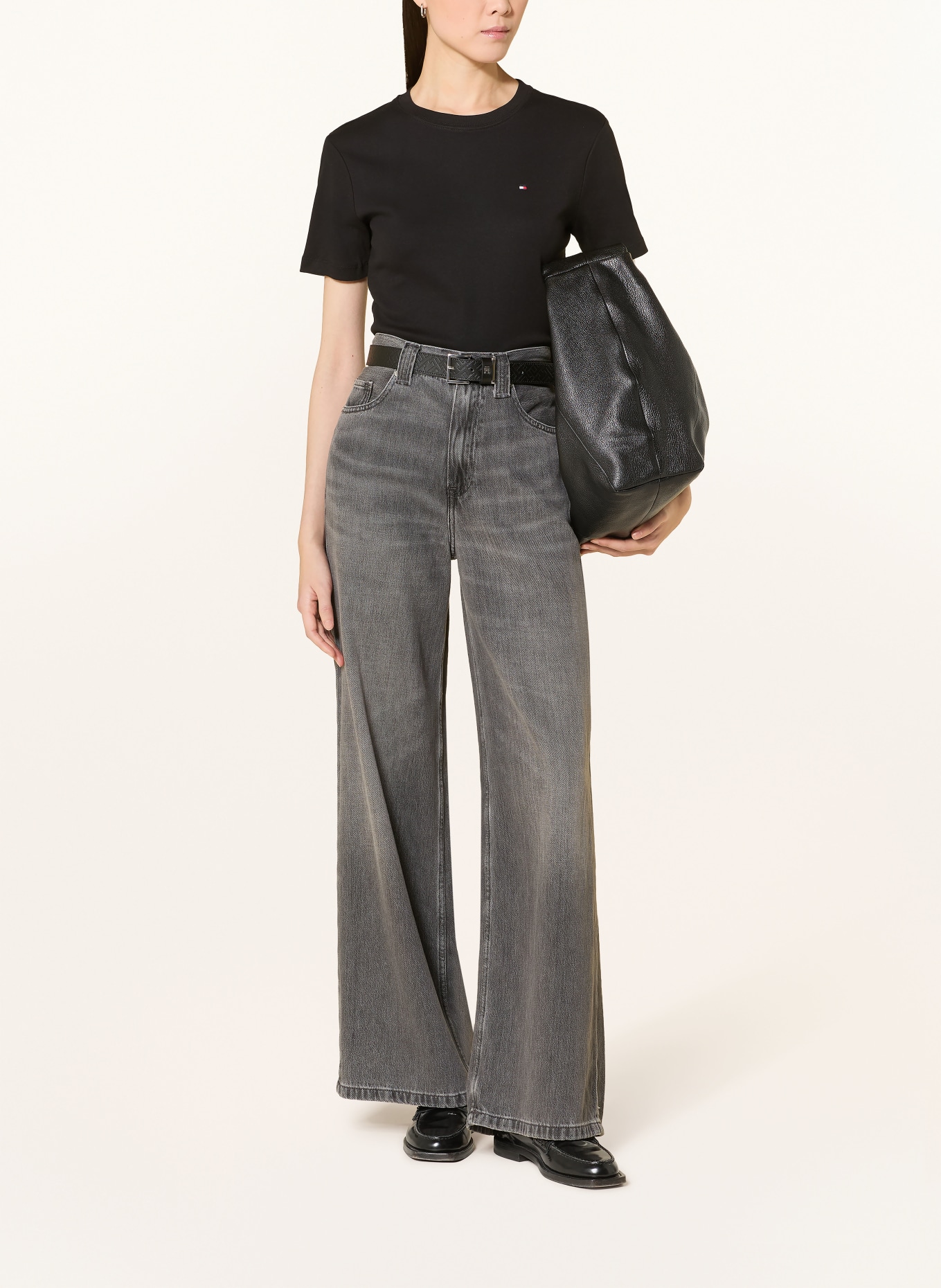 TOMMY HILFIGER T-shirt: BLACK