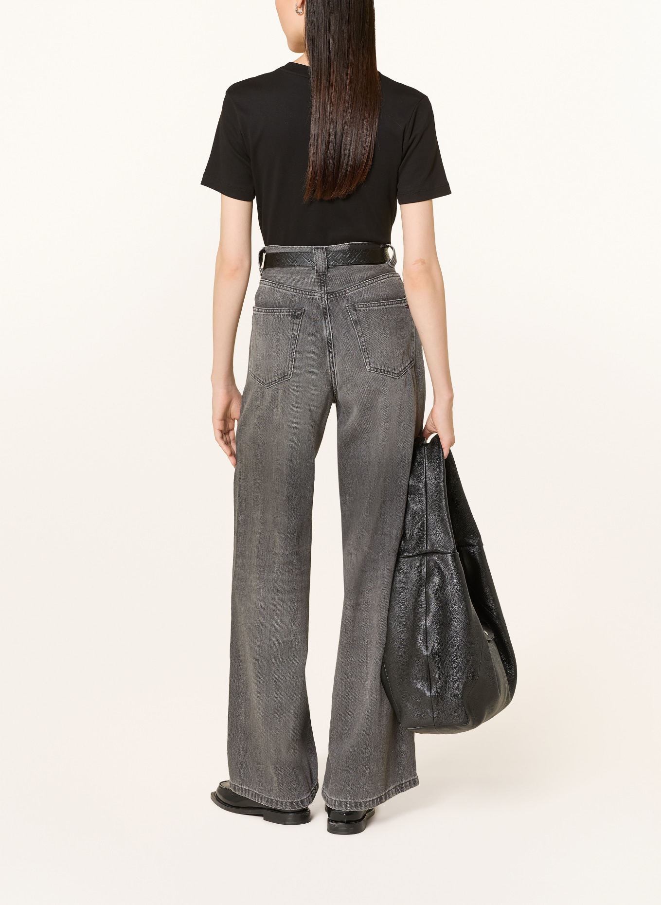 TOMMY HILFIGER T-shirt: BLACK