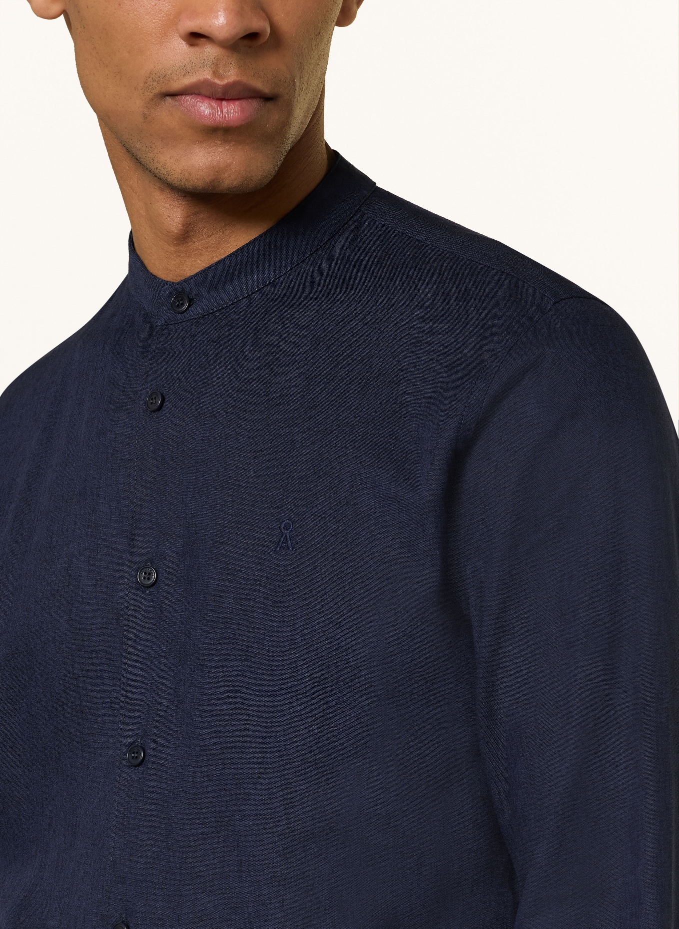ARMEDANGELS Overhemd VAALERONIMUS Comfort Fit met opstaande kraag en linnen: DONKERBLAUW