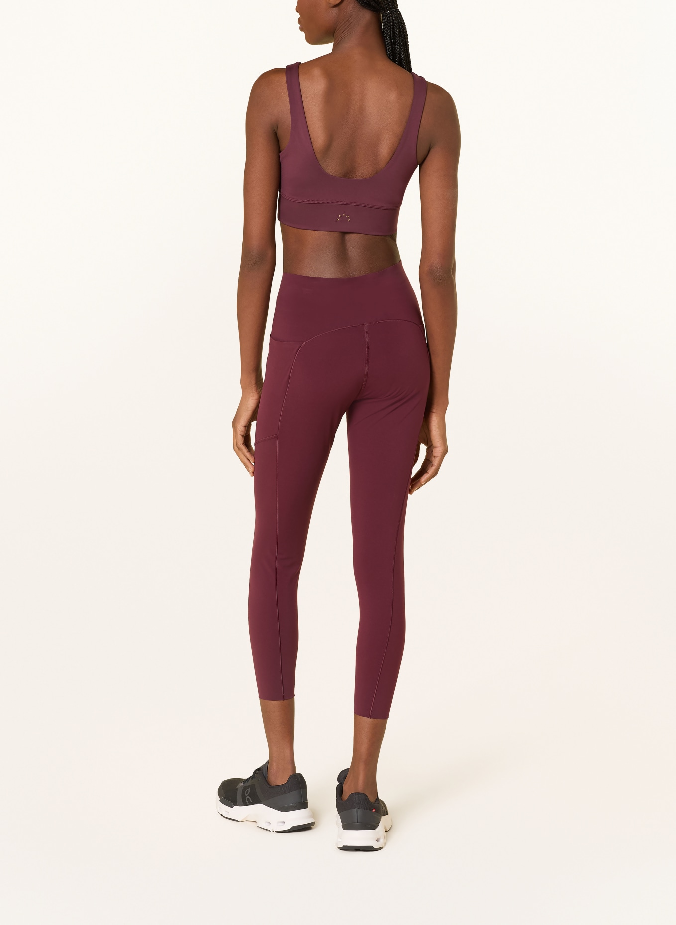 VARLEY Sports bra CORI: DARK PURPLE