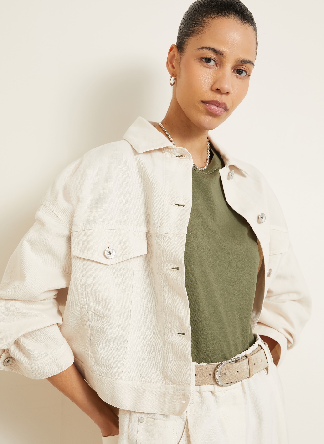 BRUNELLO CUCINELLI T-shirt with decorative gems: OLIVE