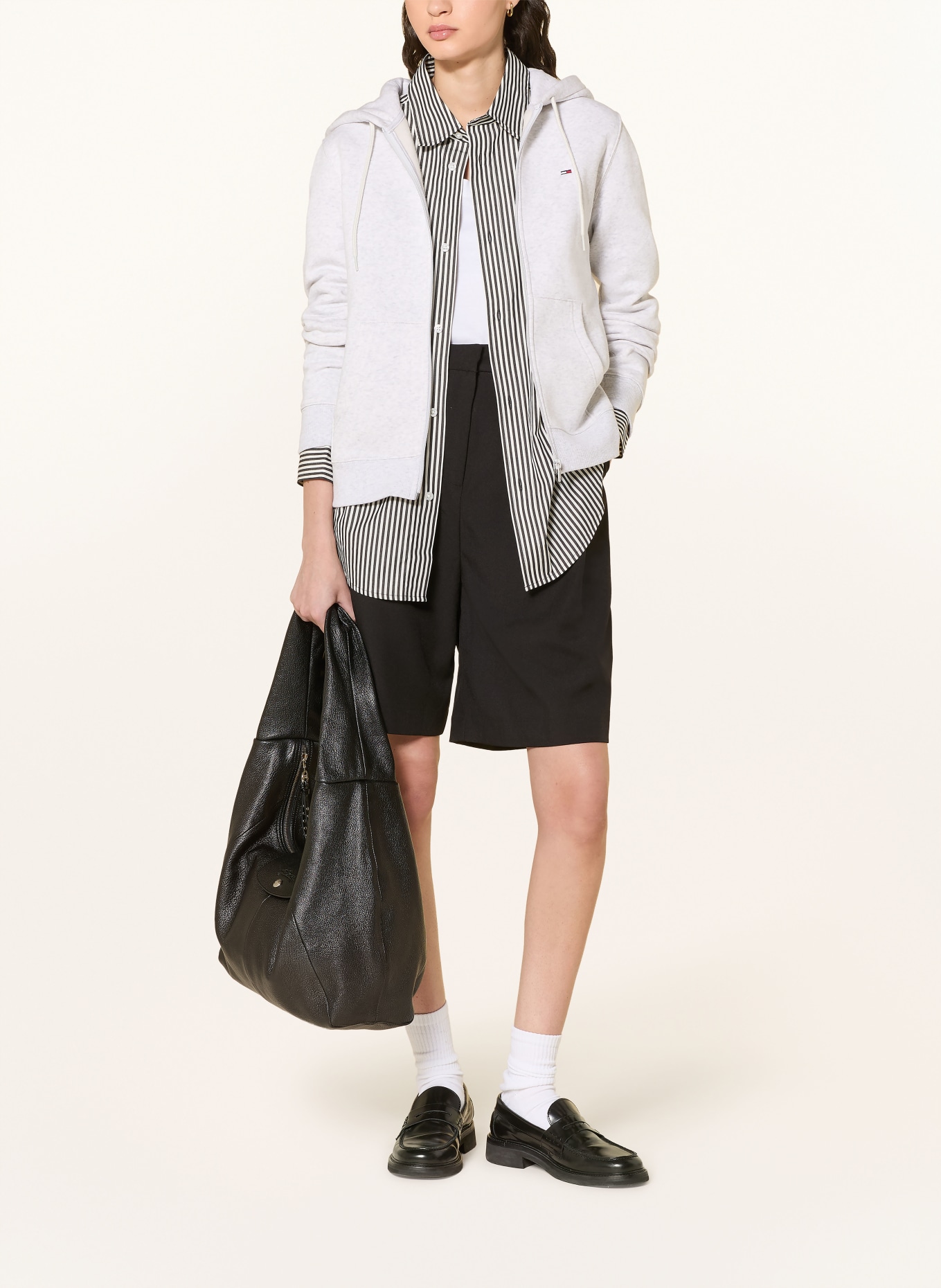 TOMMY JEANS Sweatjacke: HELLGRAU