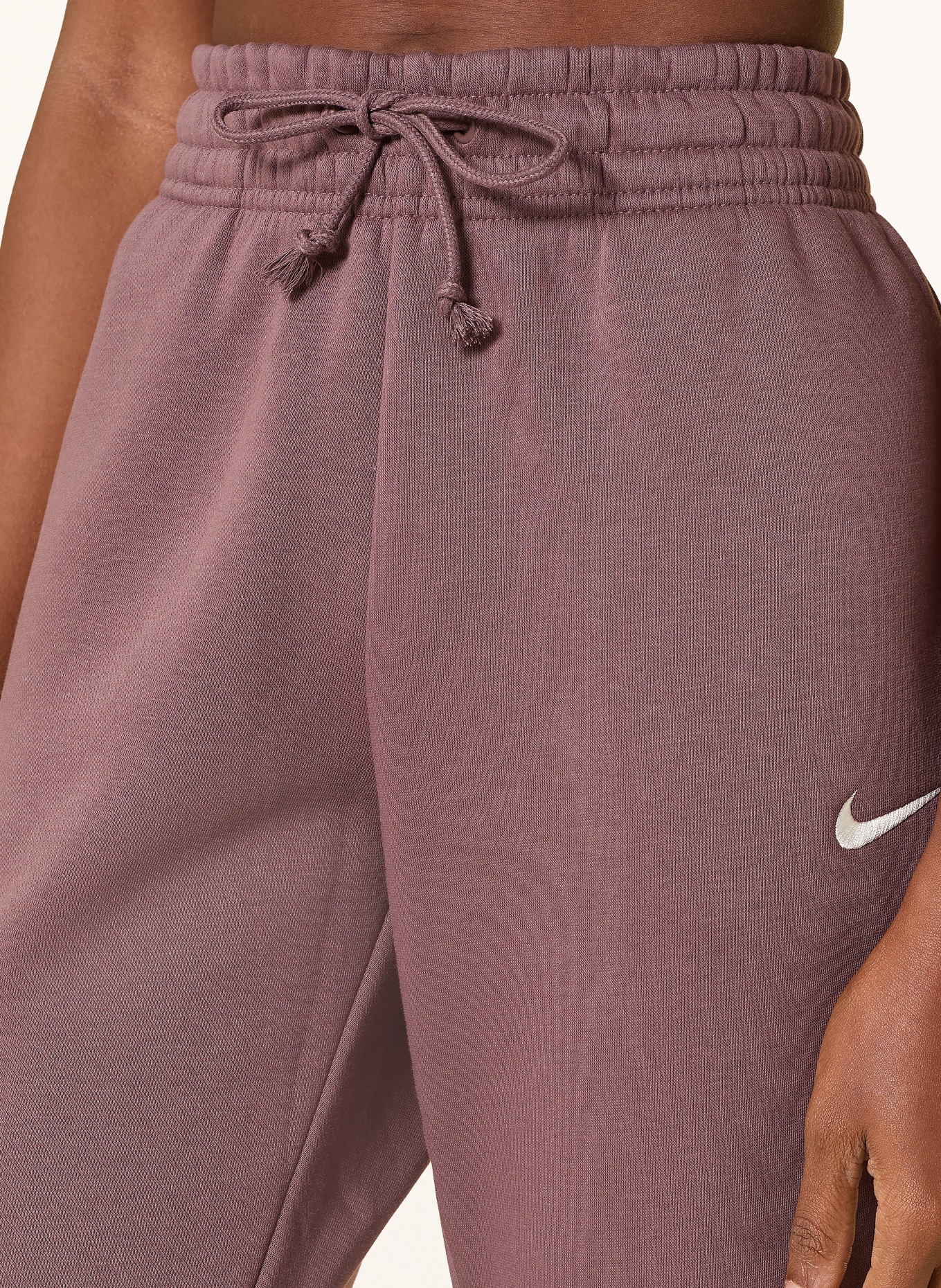 Nike Sweatpants SPORTSWEAR PHOENIX: BROWN