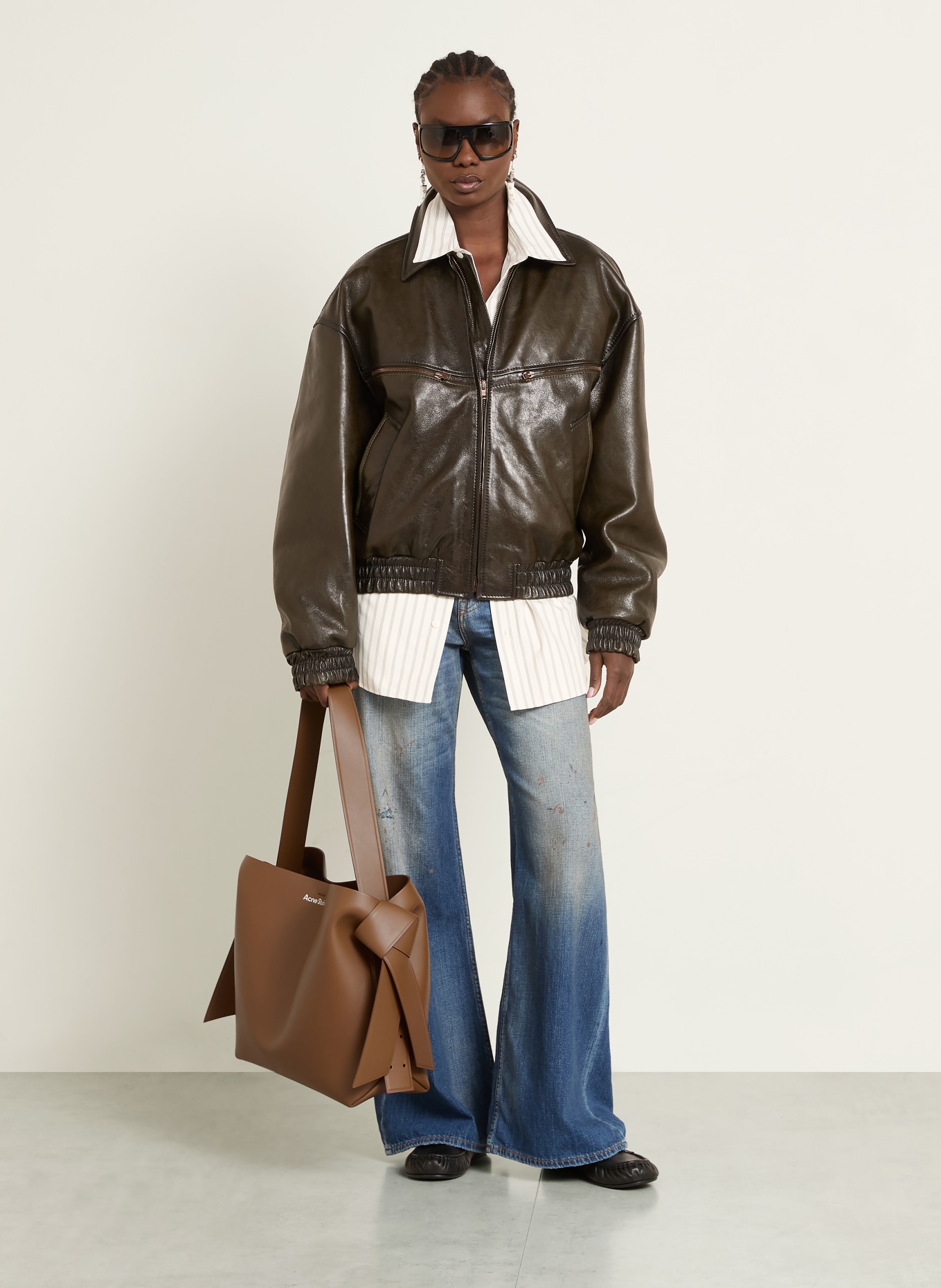 Acne Studios Shopper: BRAUN