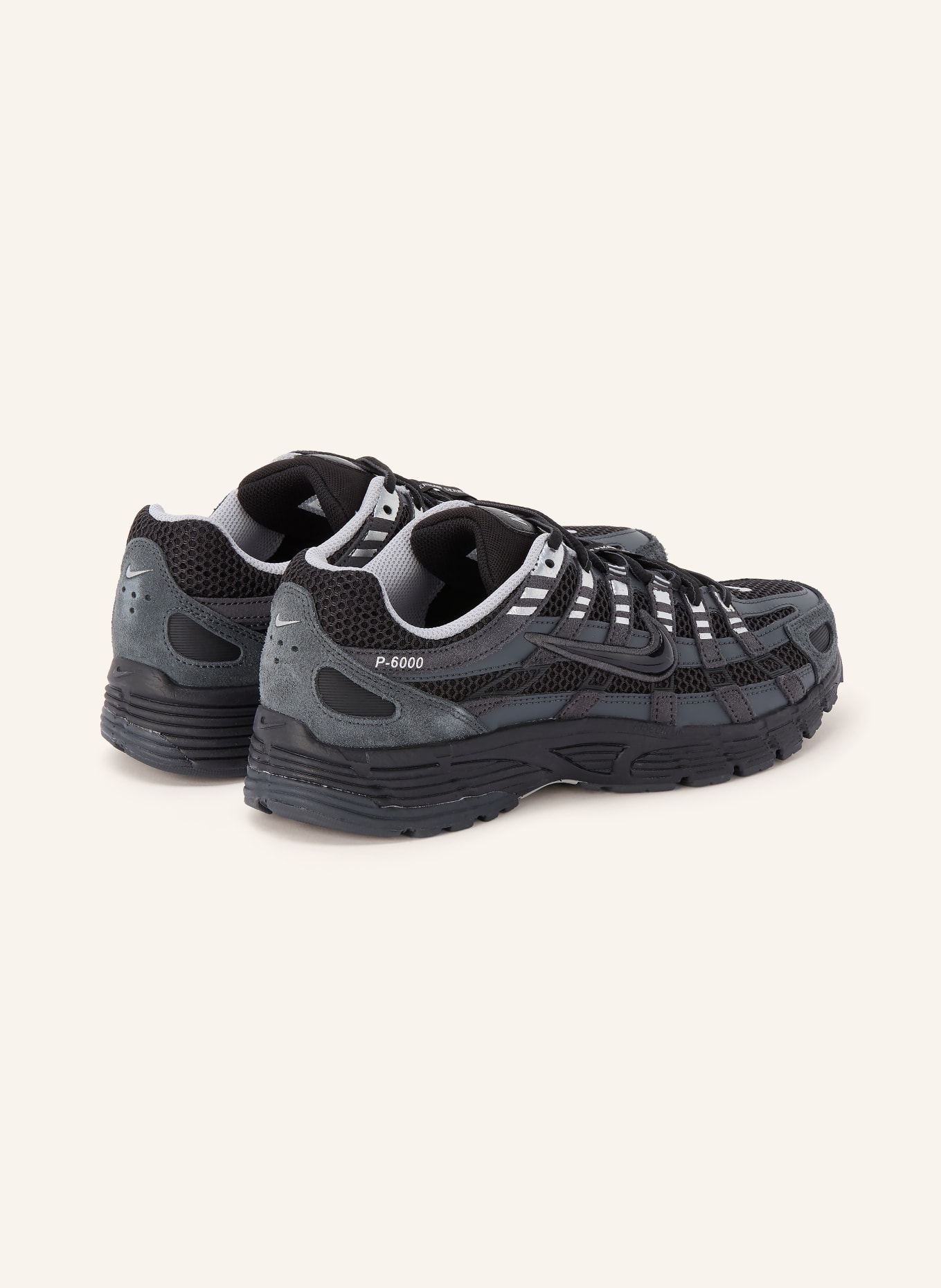 Nike Baskets P-6000 SE: NOIR / ARGENT