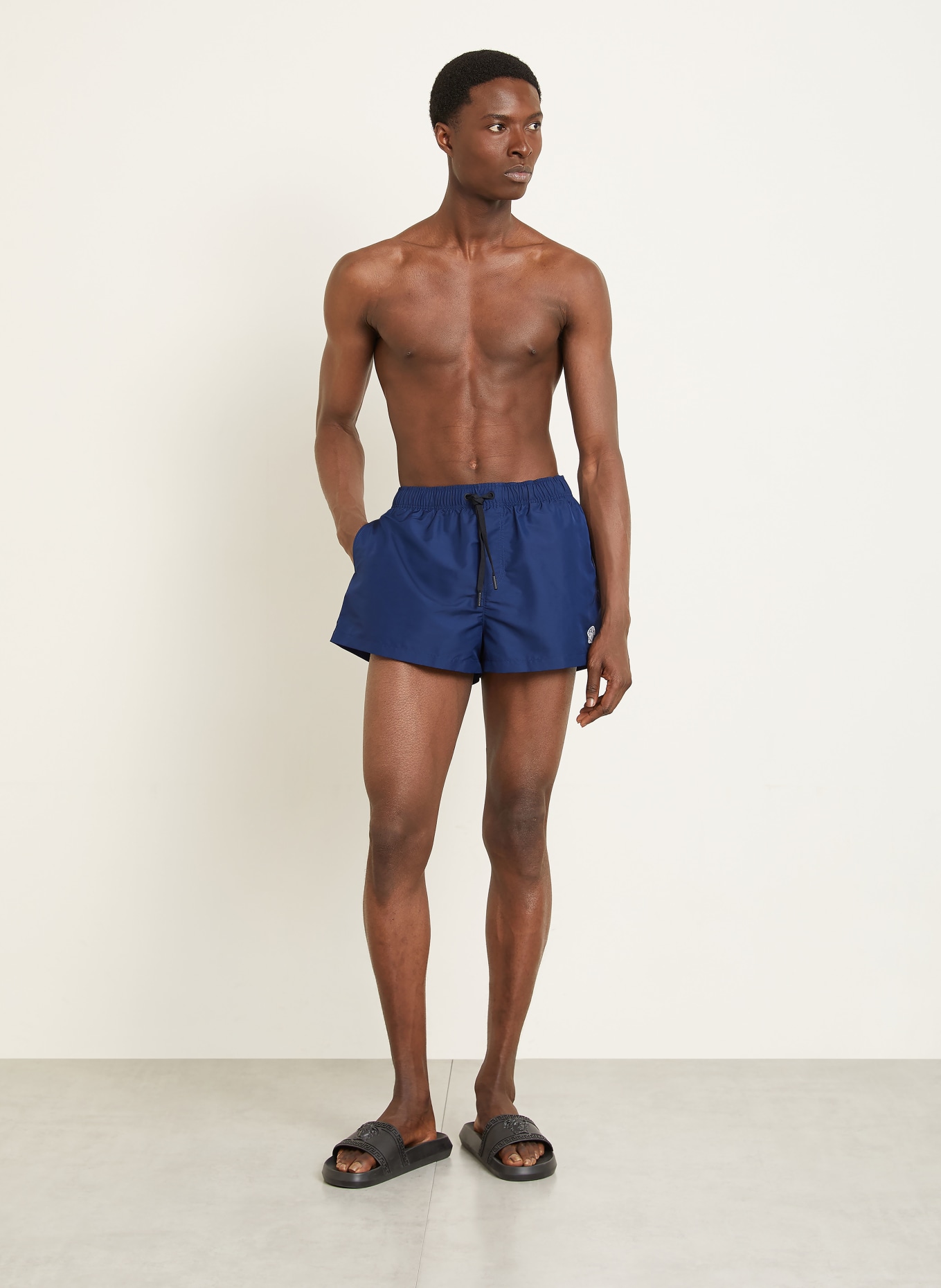VERSACE short de bain: BLEU FONCÉ