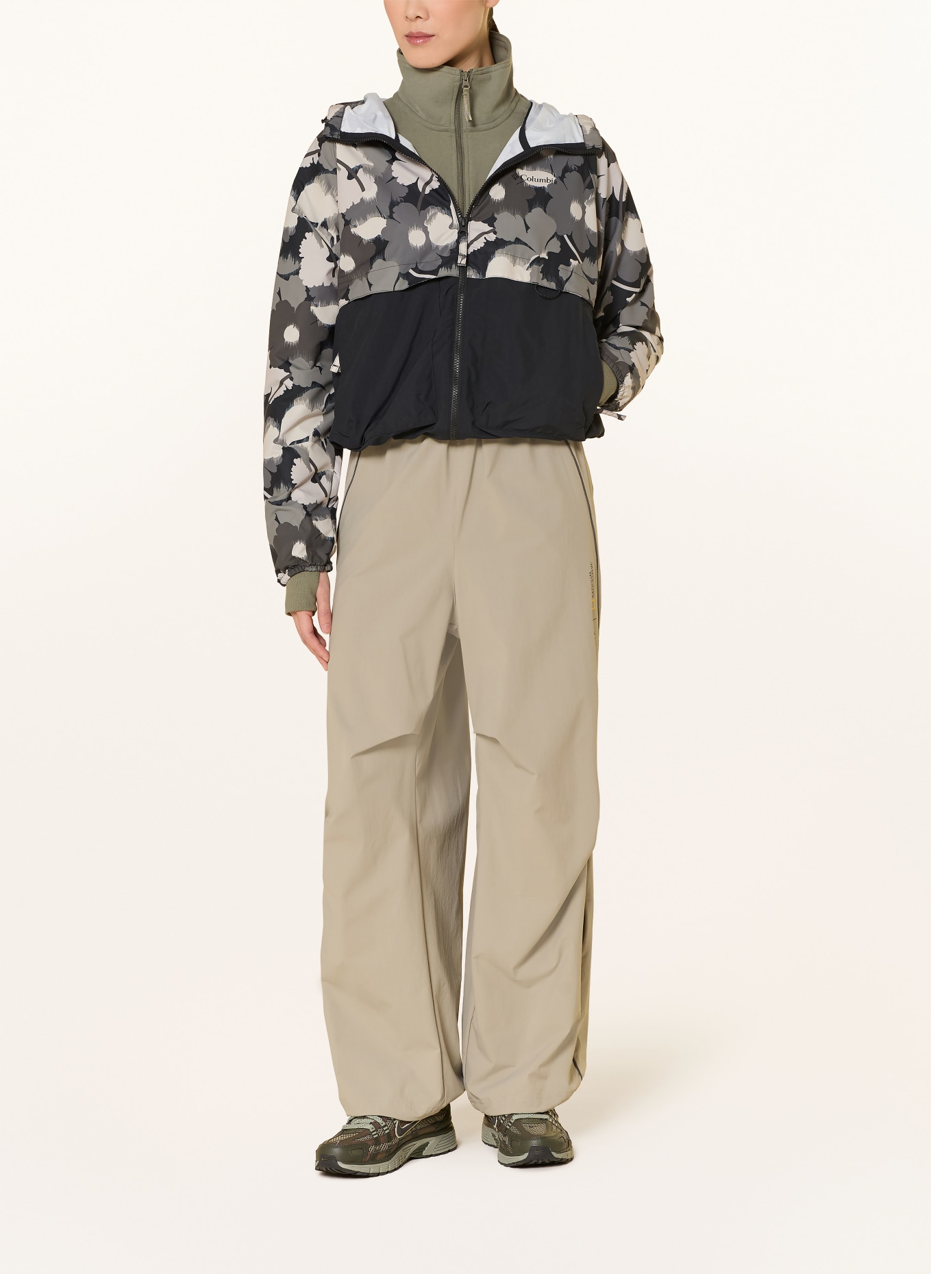 Columbia Větrovka SPIRE VALLEY™: ČERNÁ / ŠEDÁ