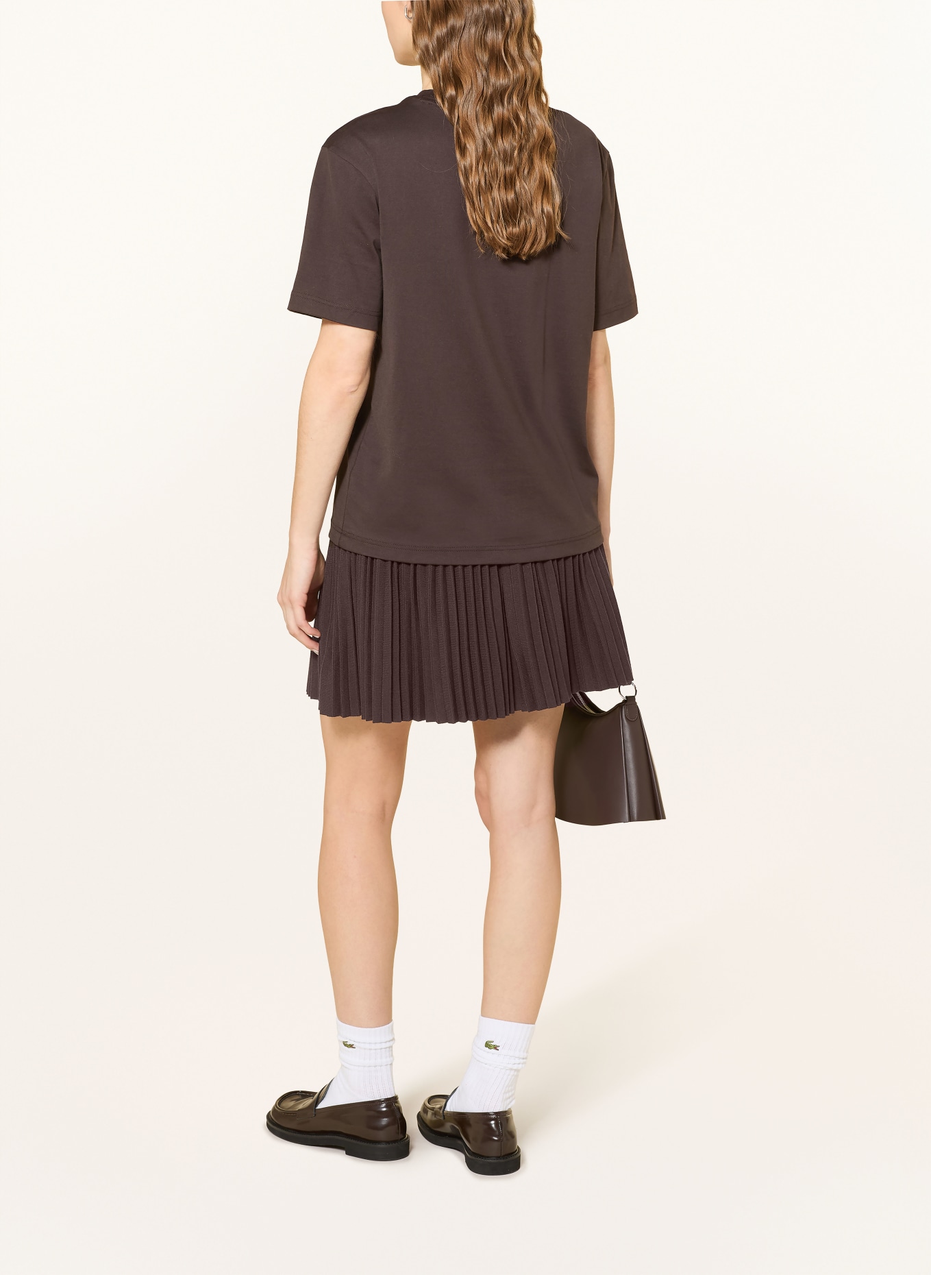 LACOSTE Tričko: TMAVĚ HNĚDÁ