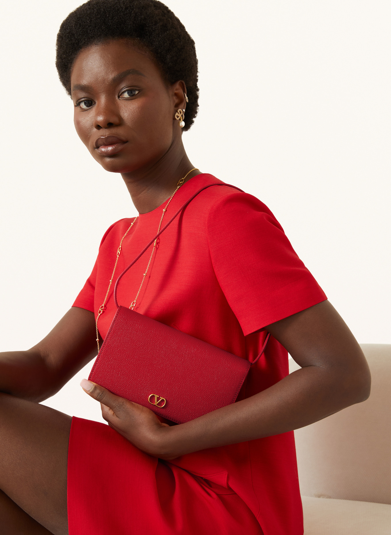 VALENTINO GARAVANI Geldbörse VLOGO SIGNATURE zum Umhängen: ROT