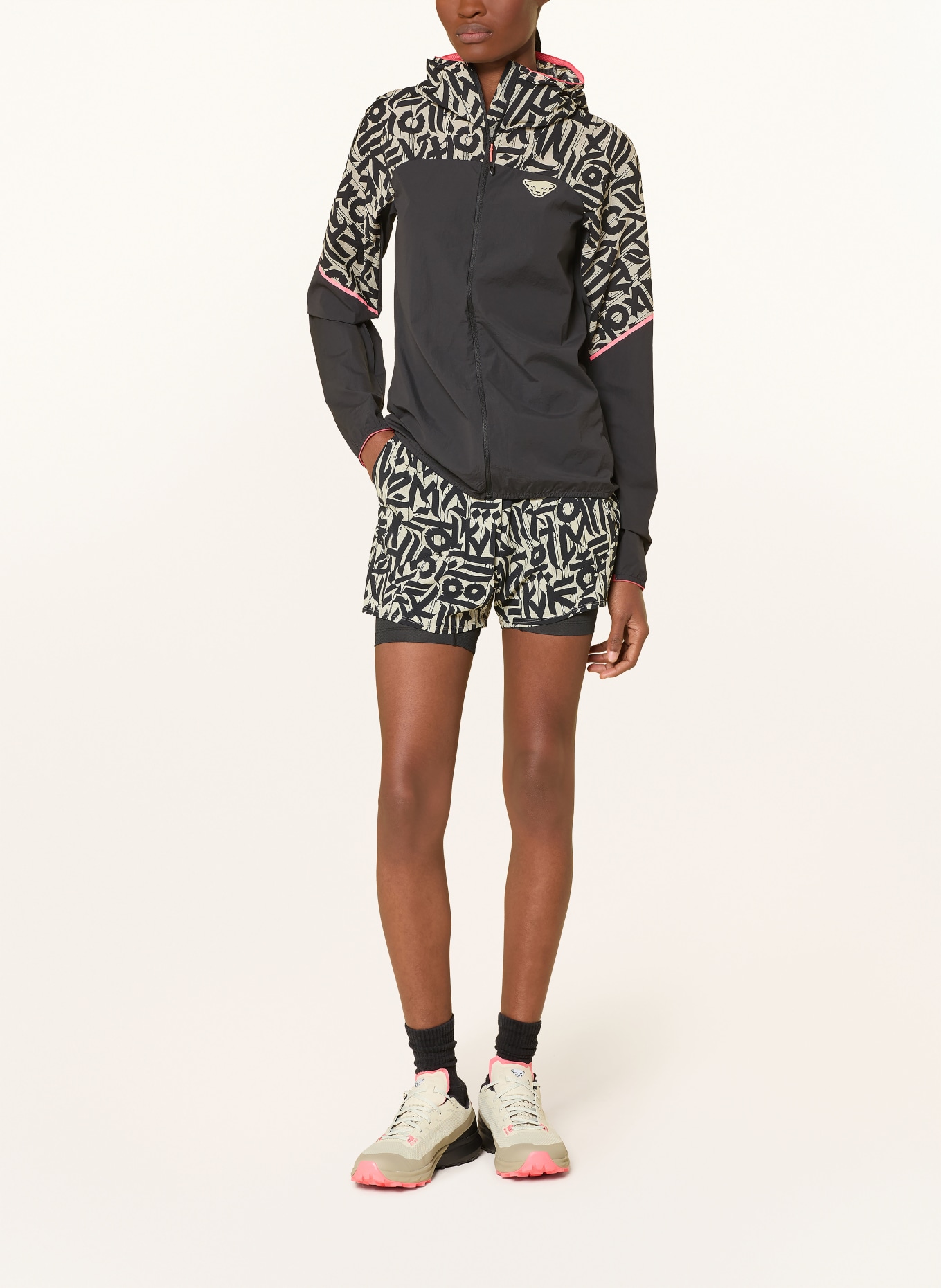 DYNAFIT TRAIL WIND JKT windbreaker: CREAM / NEON RED / BLACK