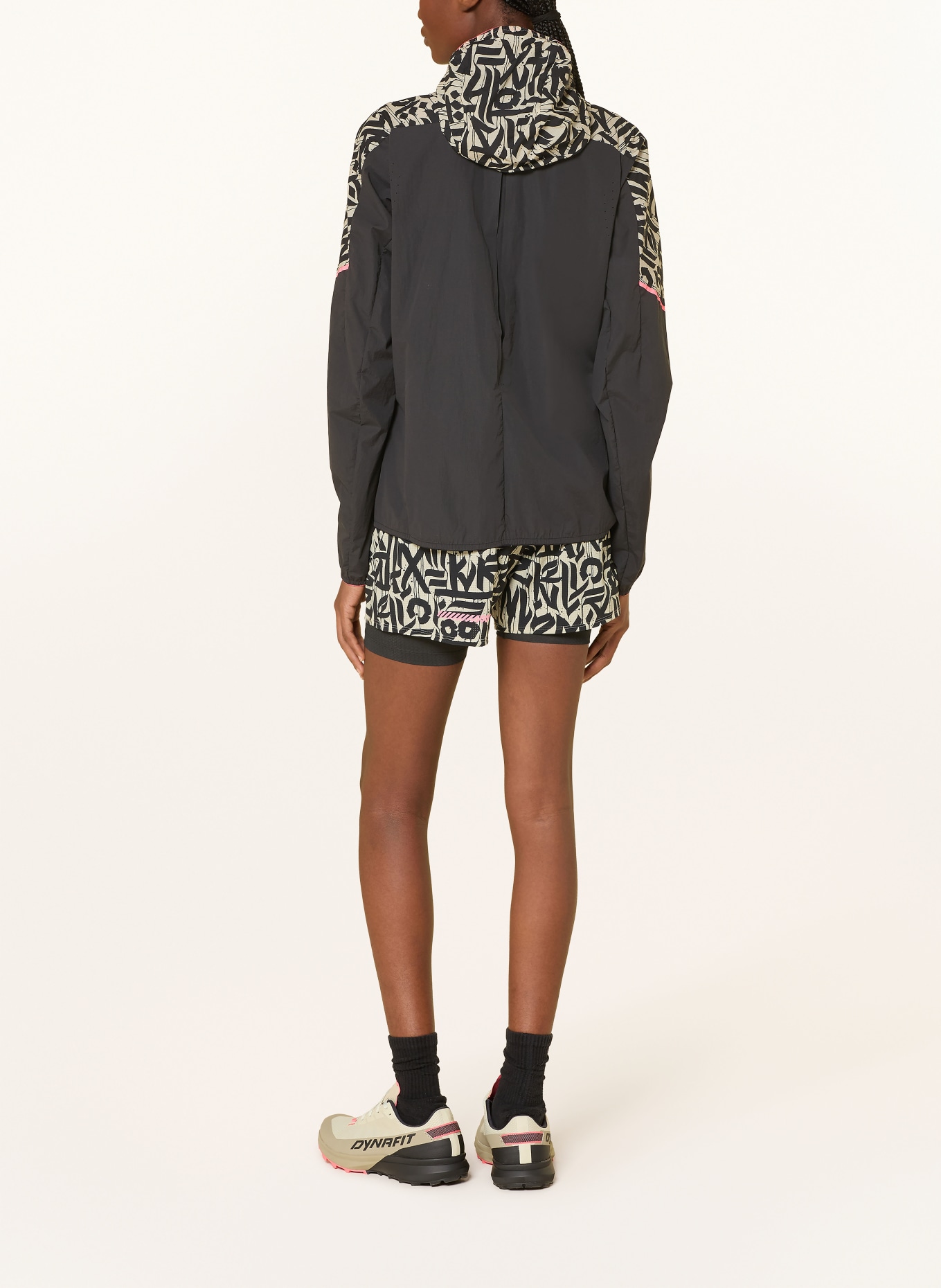 DYNAFIT TRAIL WIND JKT windbreaker: CREAM / NEON RED / BLACK