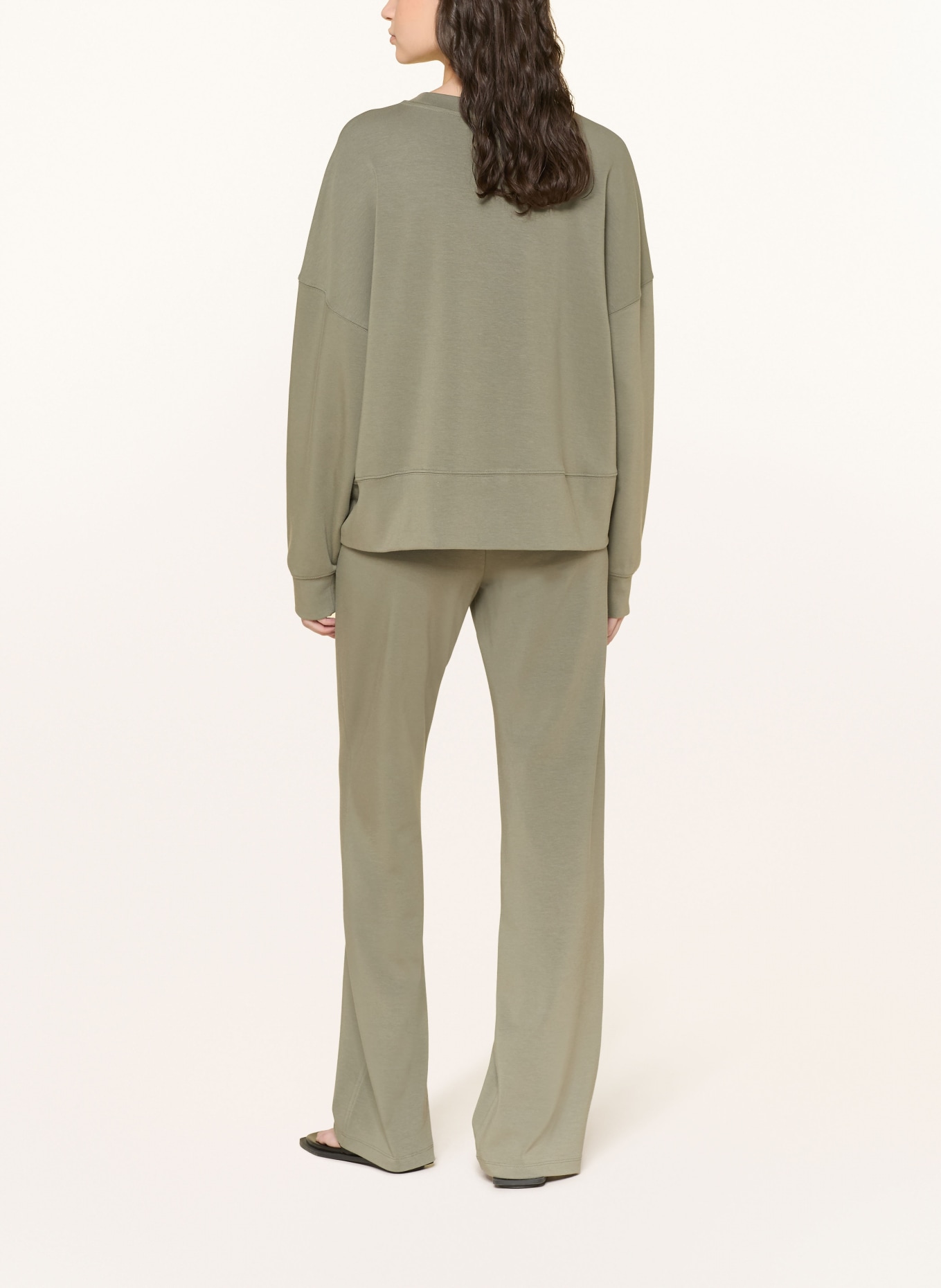 Juvia ELNA sweatpants: OLIVE