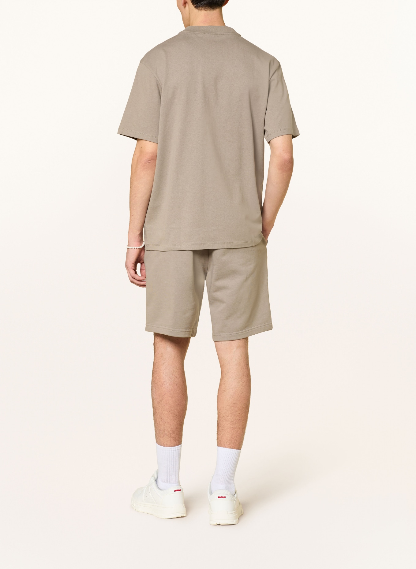 HUGO Sweatshorts DAYONO: TAUPE