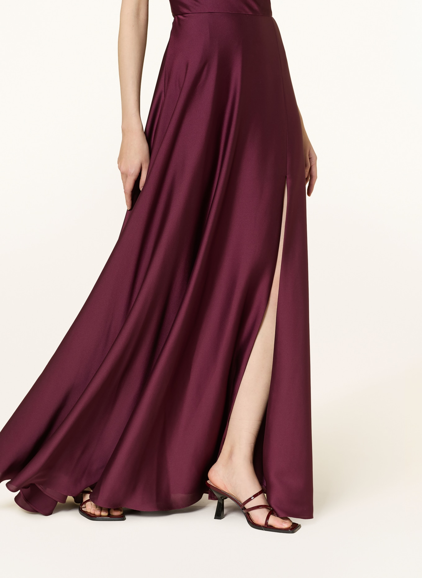 SWING Sukienka wieczorowa: CIEMNOCZERWONY