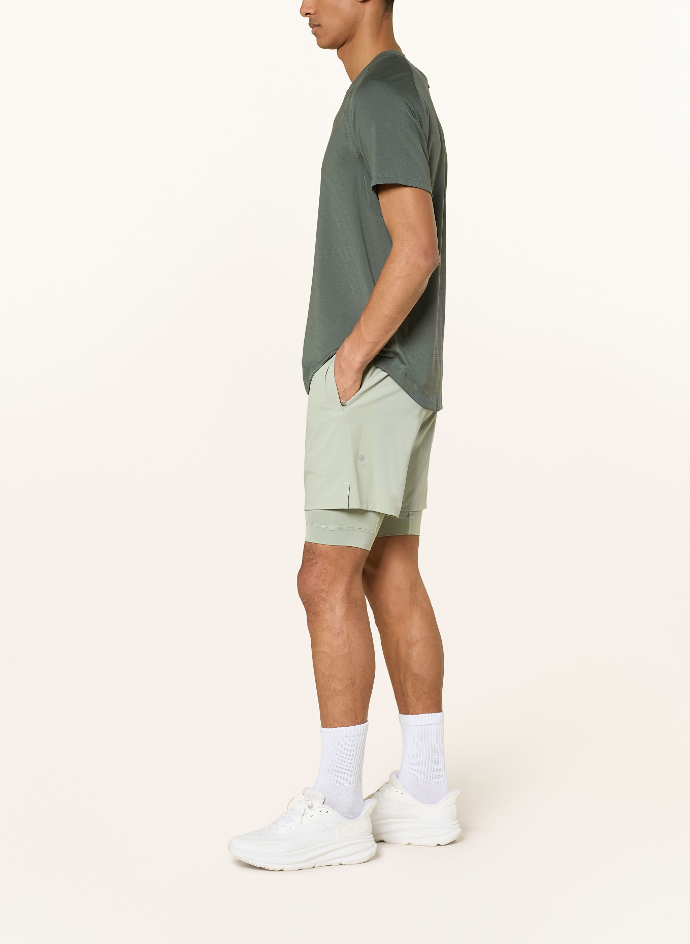 lululemon 2-in-1 training shorts LICENSE TO TRAIN 7IN: LIGHT GREEN