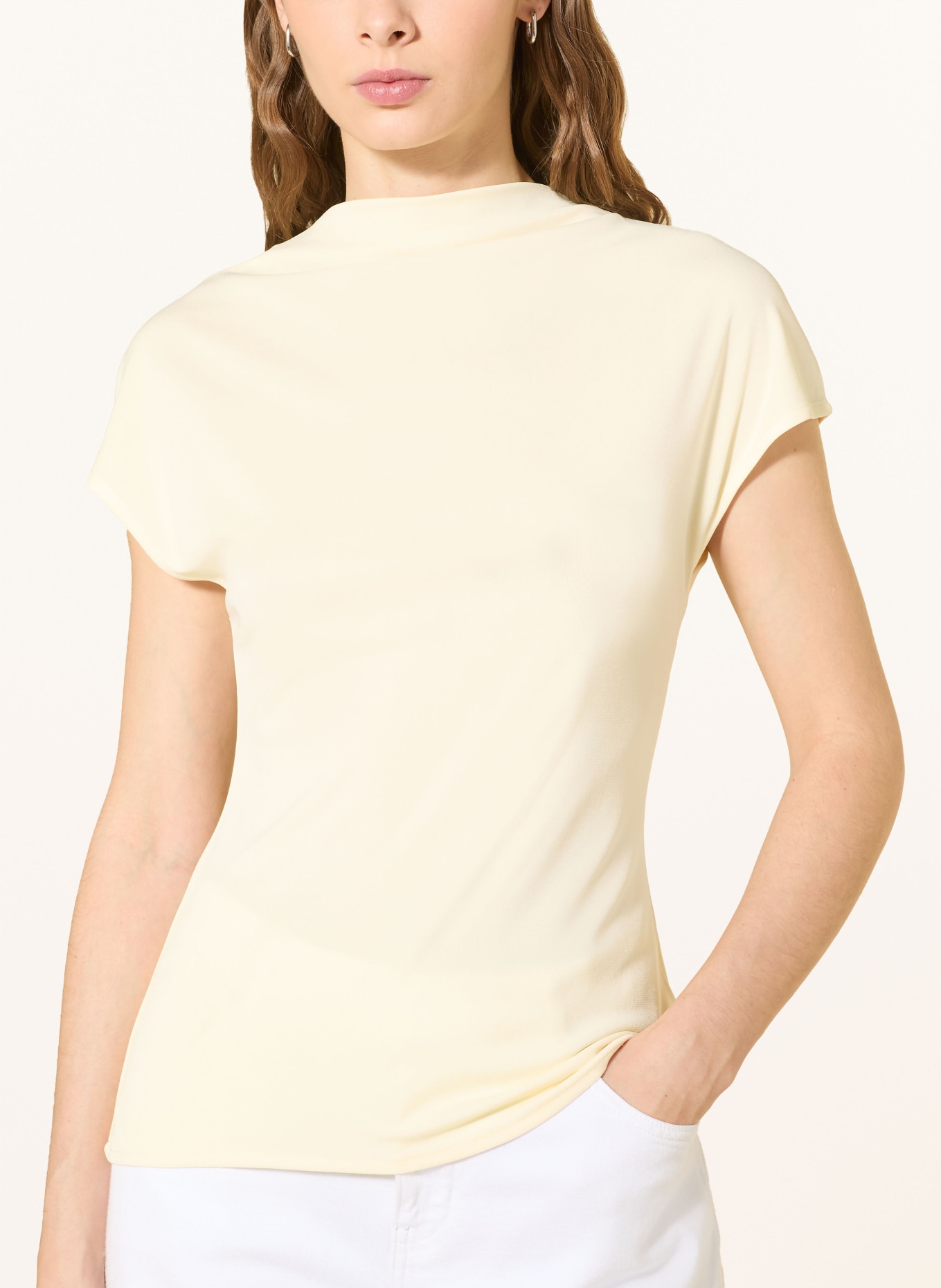 TIGER OF SWEDEN Tričko ALITTA: TMAVĚ ŽLUTÁ