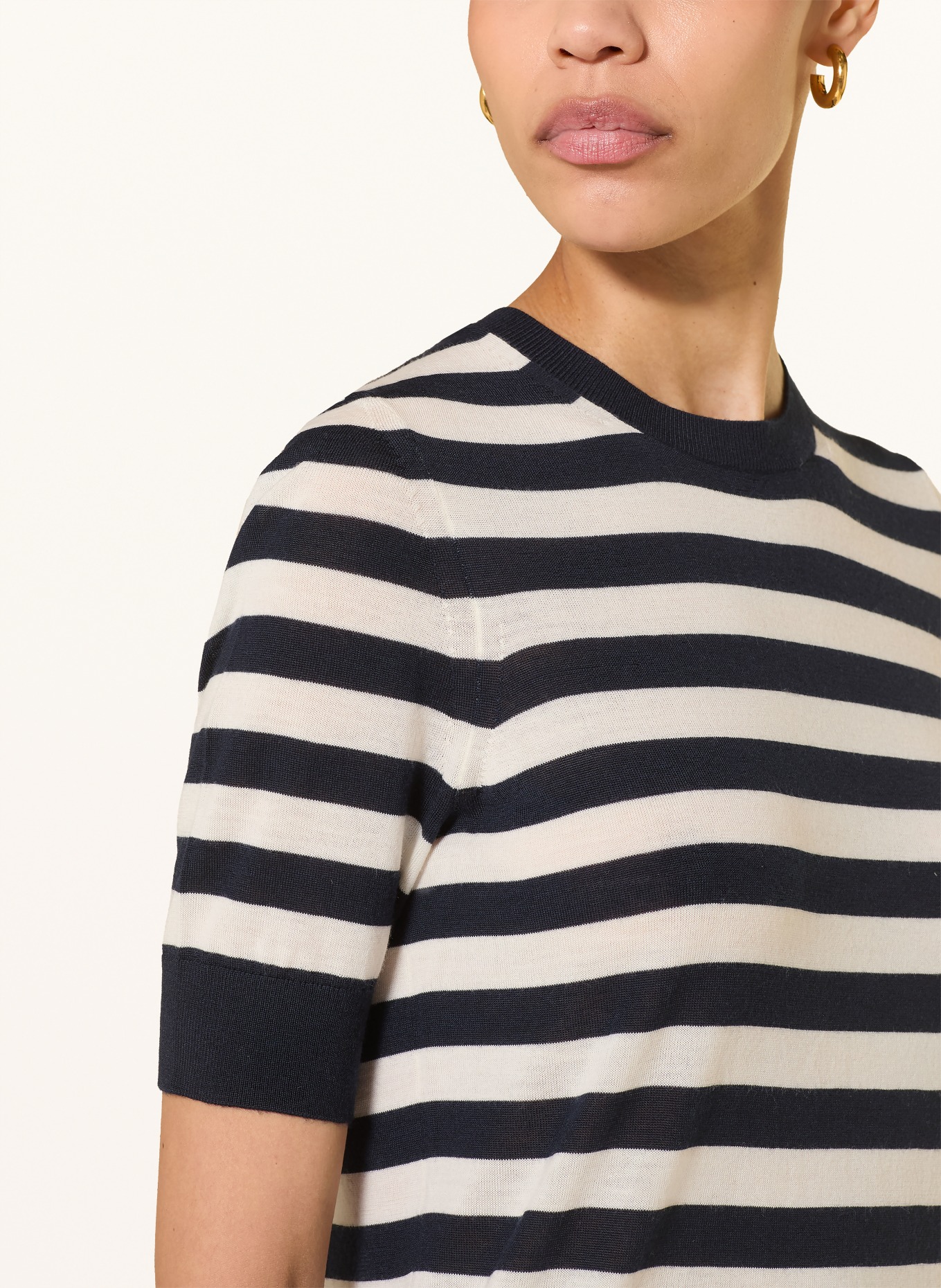 BOSS Úpletové tričko FARBELLA: TMAVĚ MODRÁ / BÍLÁ