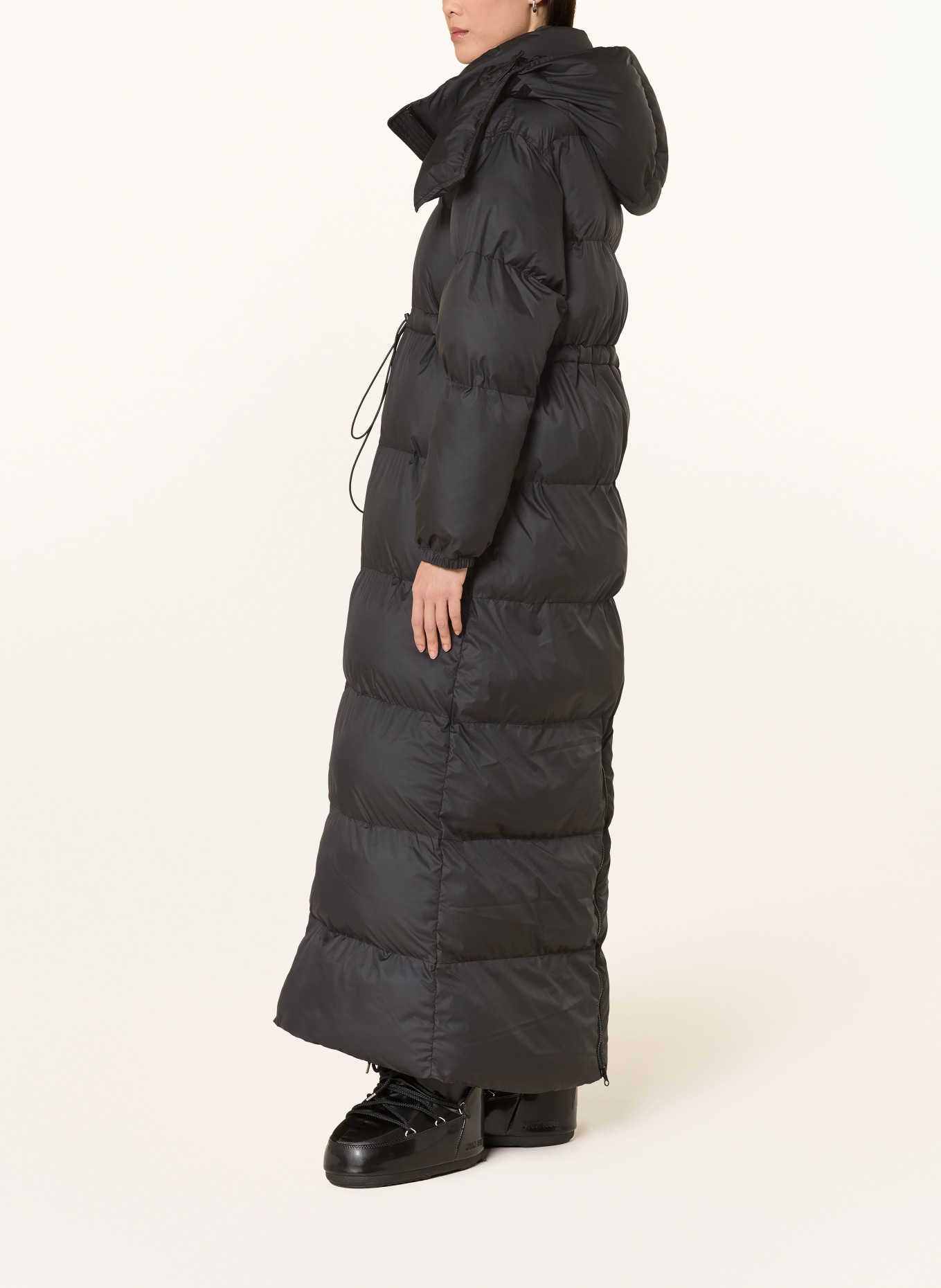 adidas Steppmantel ADIDAS X MOON BOOT: SCHWARZ