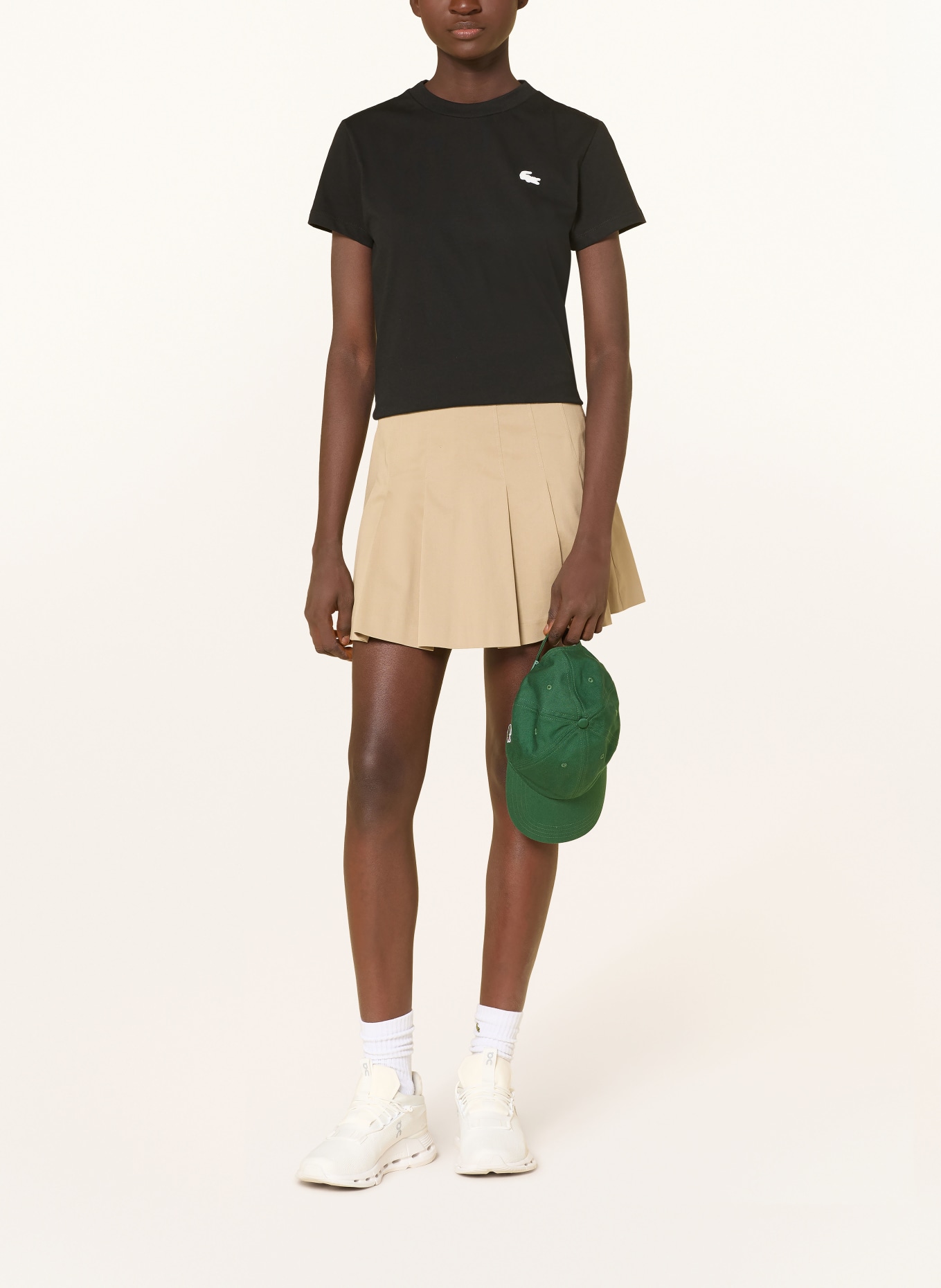 LACOSTE Tričko: ČERNÁ / BÍLÁ