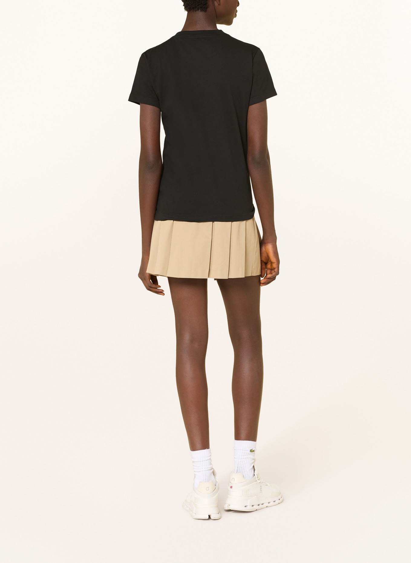 LACOSTE Tričko: ČERNÁ / BÍLÁ