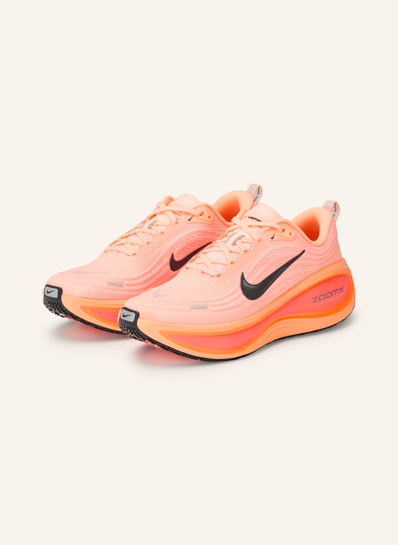 Nike VOMERO PLUS running shoes: NEON ORANGE