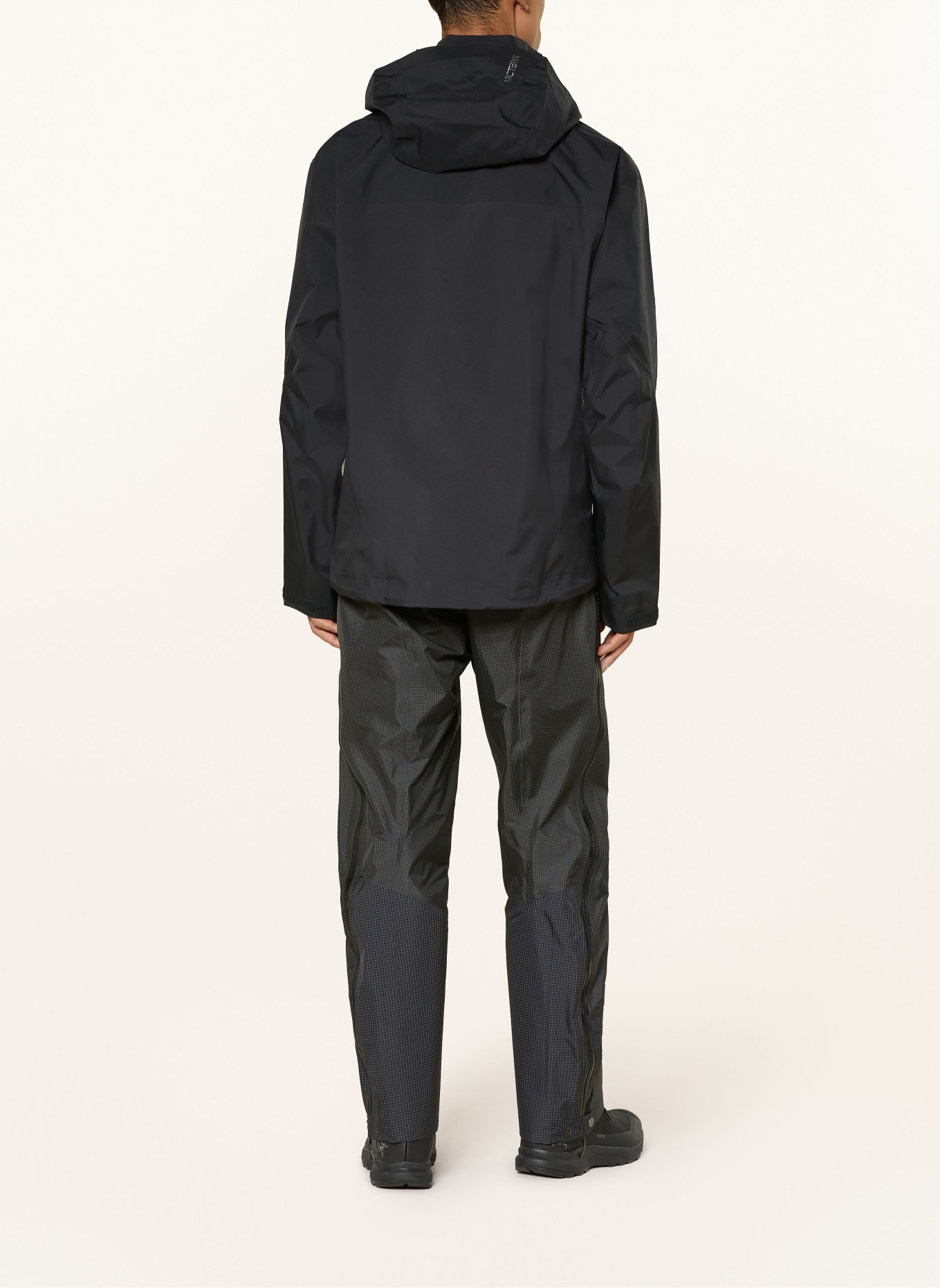 ARC'TERYX Hardshell-Jacke BETA AR: SCHWARZ