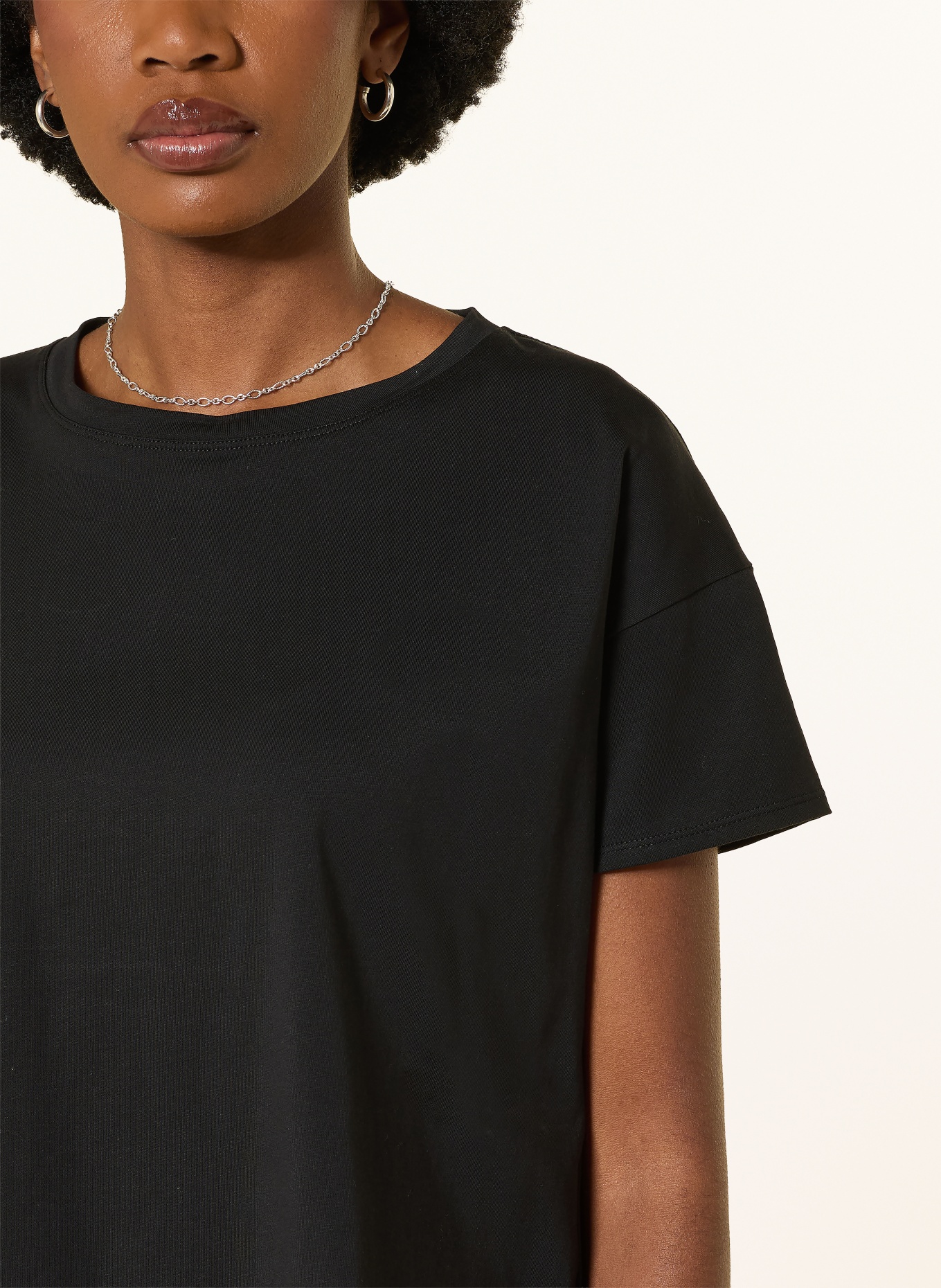 LOULOU DE SAISON T-Shirt BASILUZZO: SCHWARZ