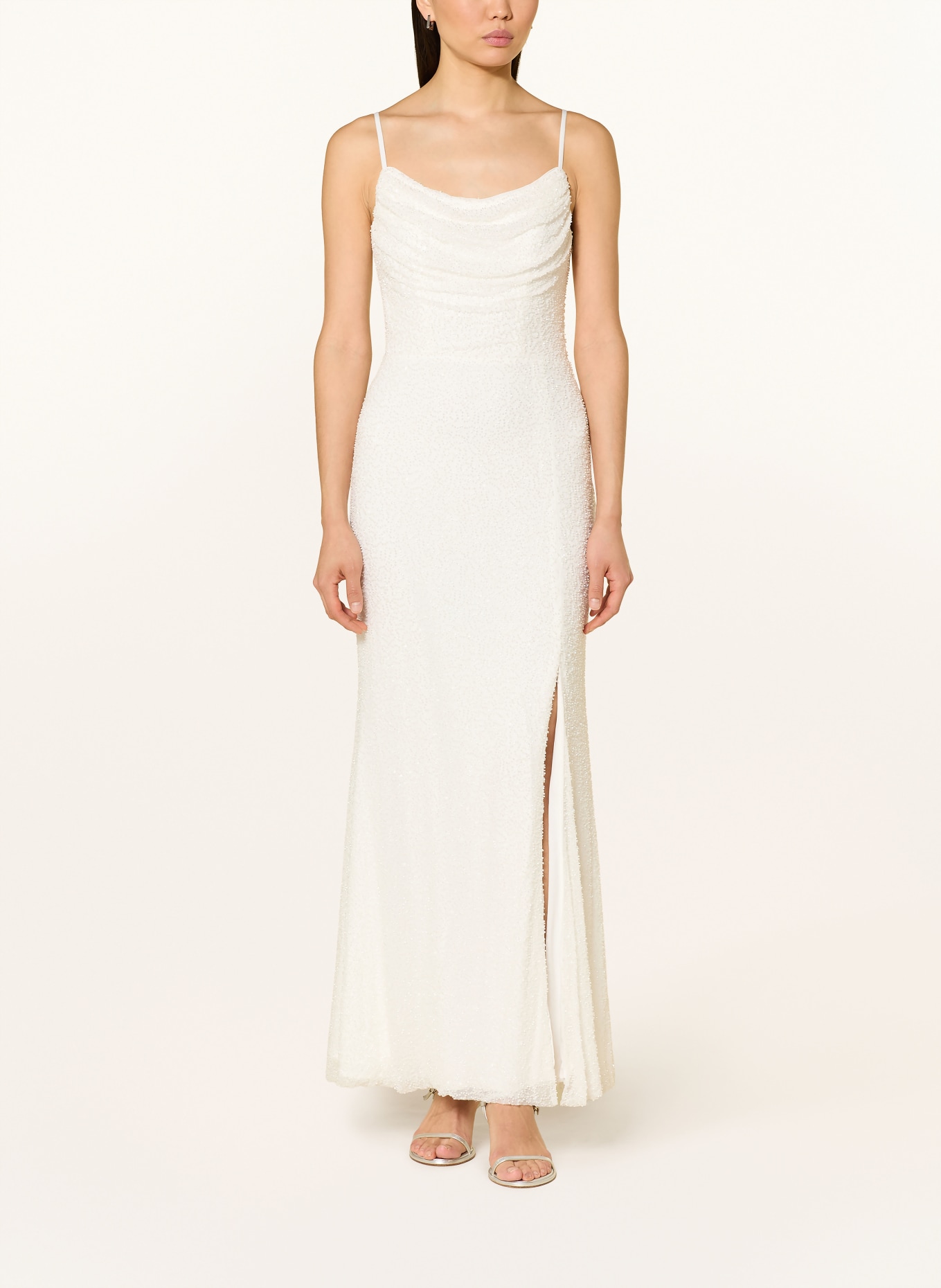 APART Večerní šaty s ozdobnými perličkami: KRÉMOVÁ