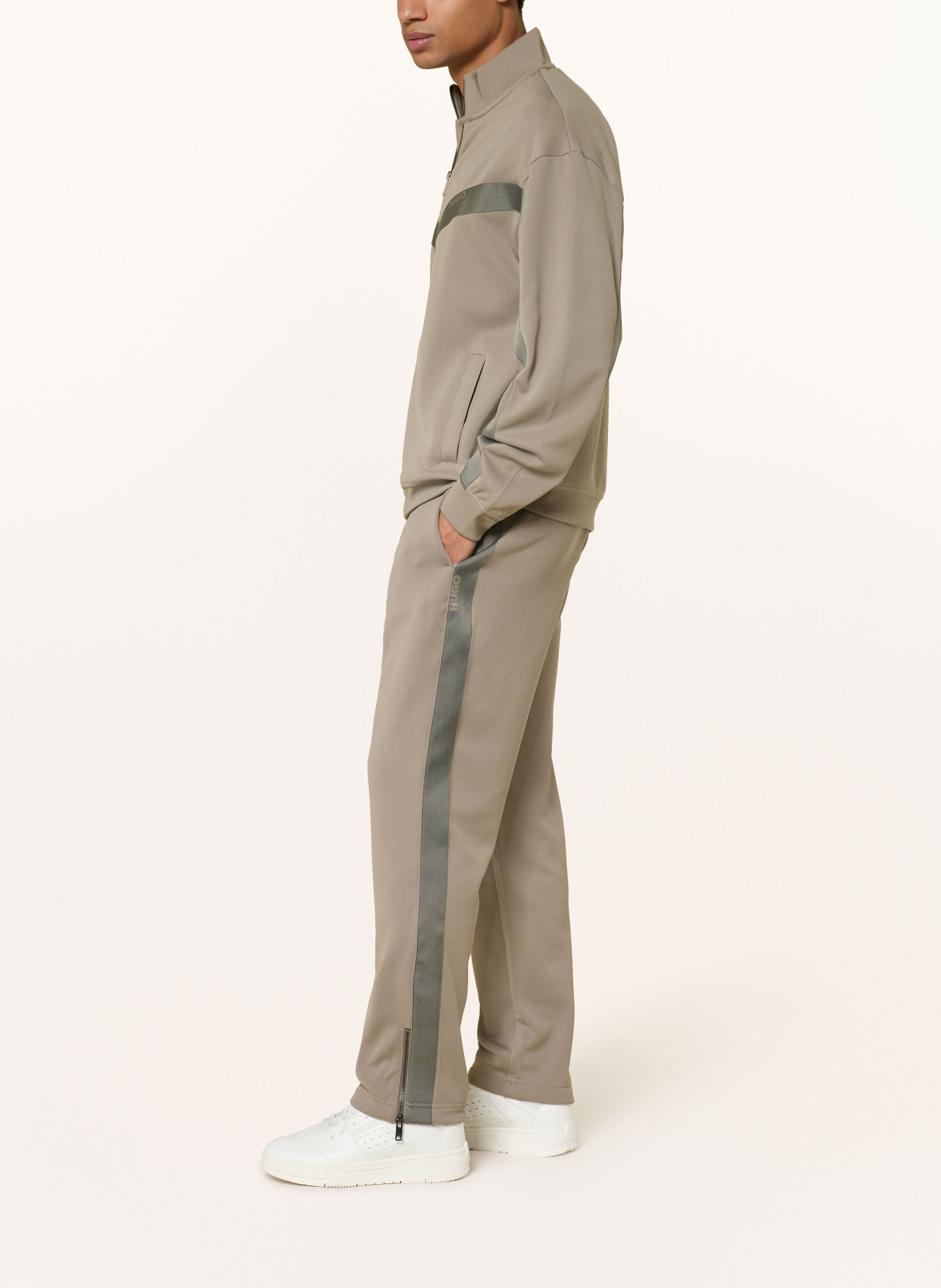 HUGO Hose DOLOS im Jogging-Stil: BRAUN / GRAU