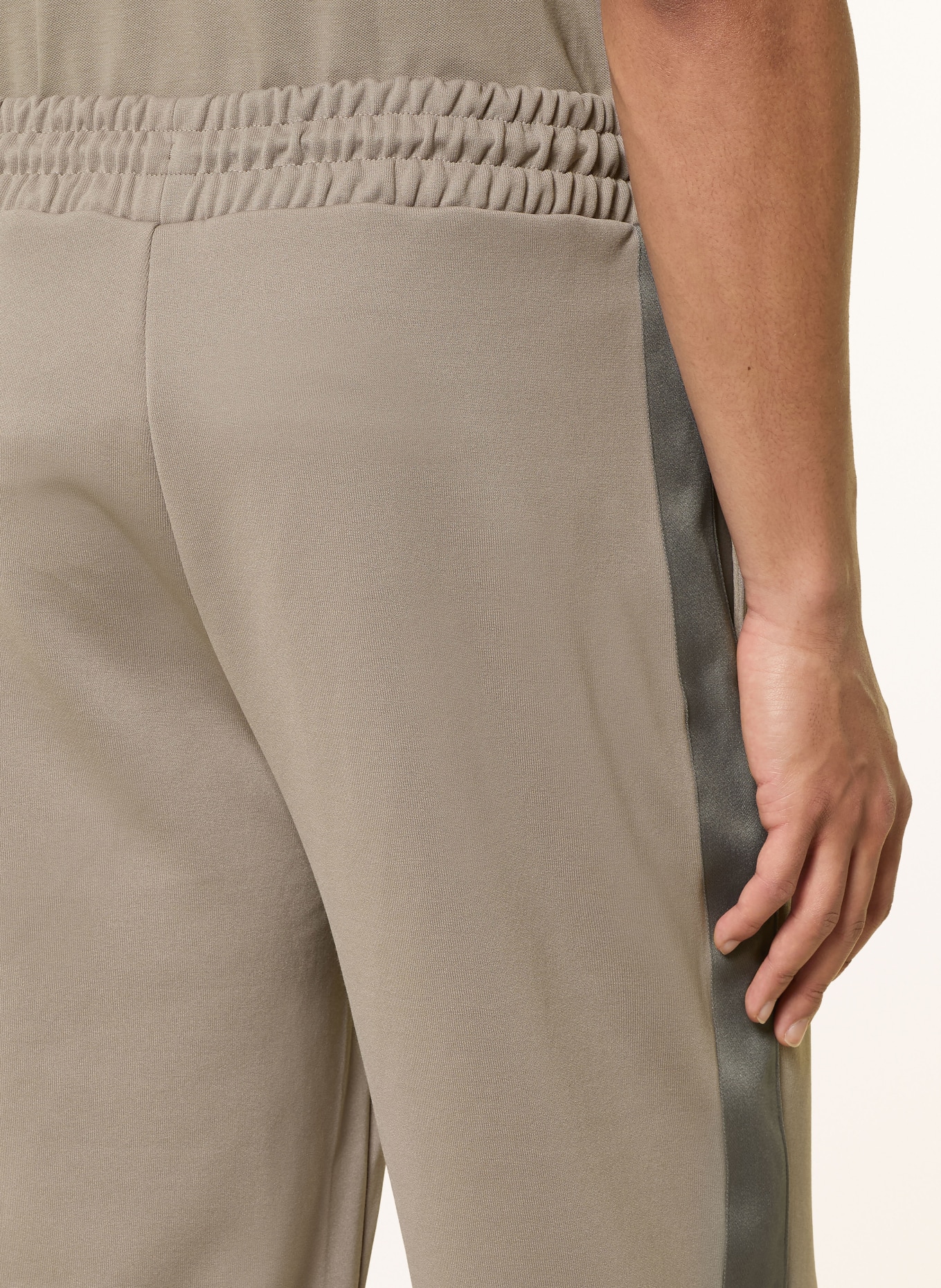 HUGO Hose DOLOS im Jogging-Stil: BRAUN / GRAU